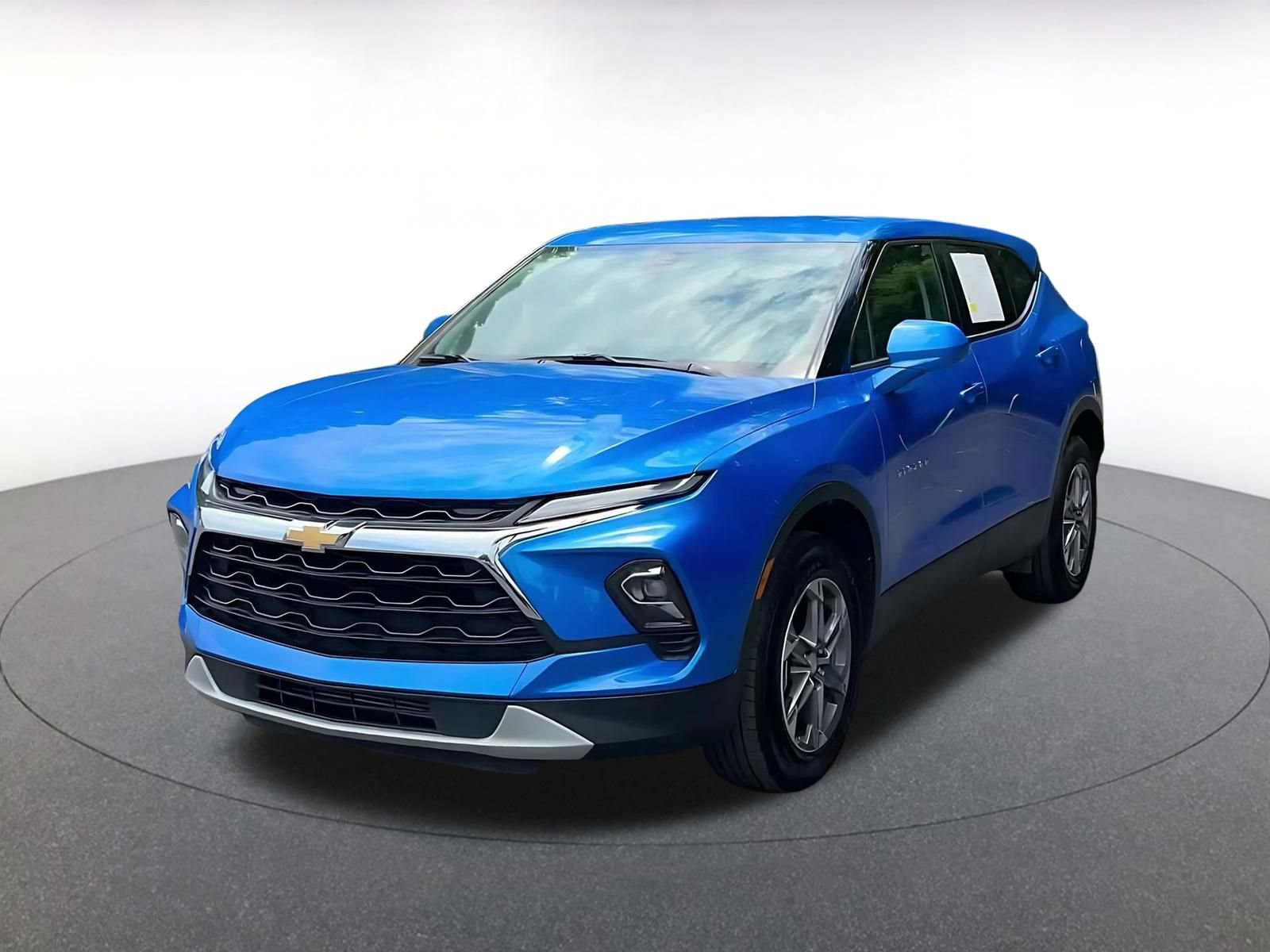 Thumbnail: 2025 Chevrolet Blazer - 5