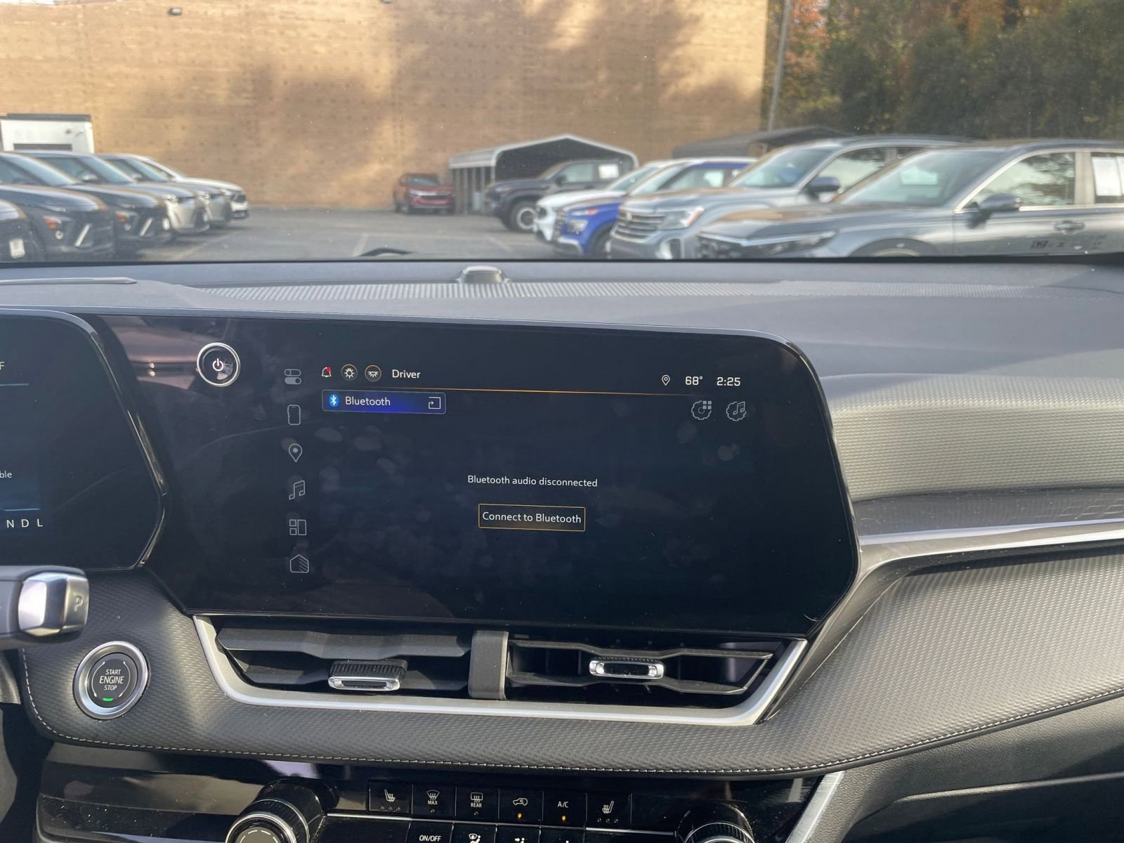 Thumbnail: 2025 Chevrolet Equinox - 18