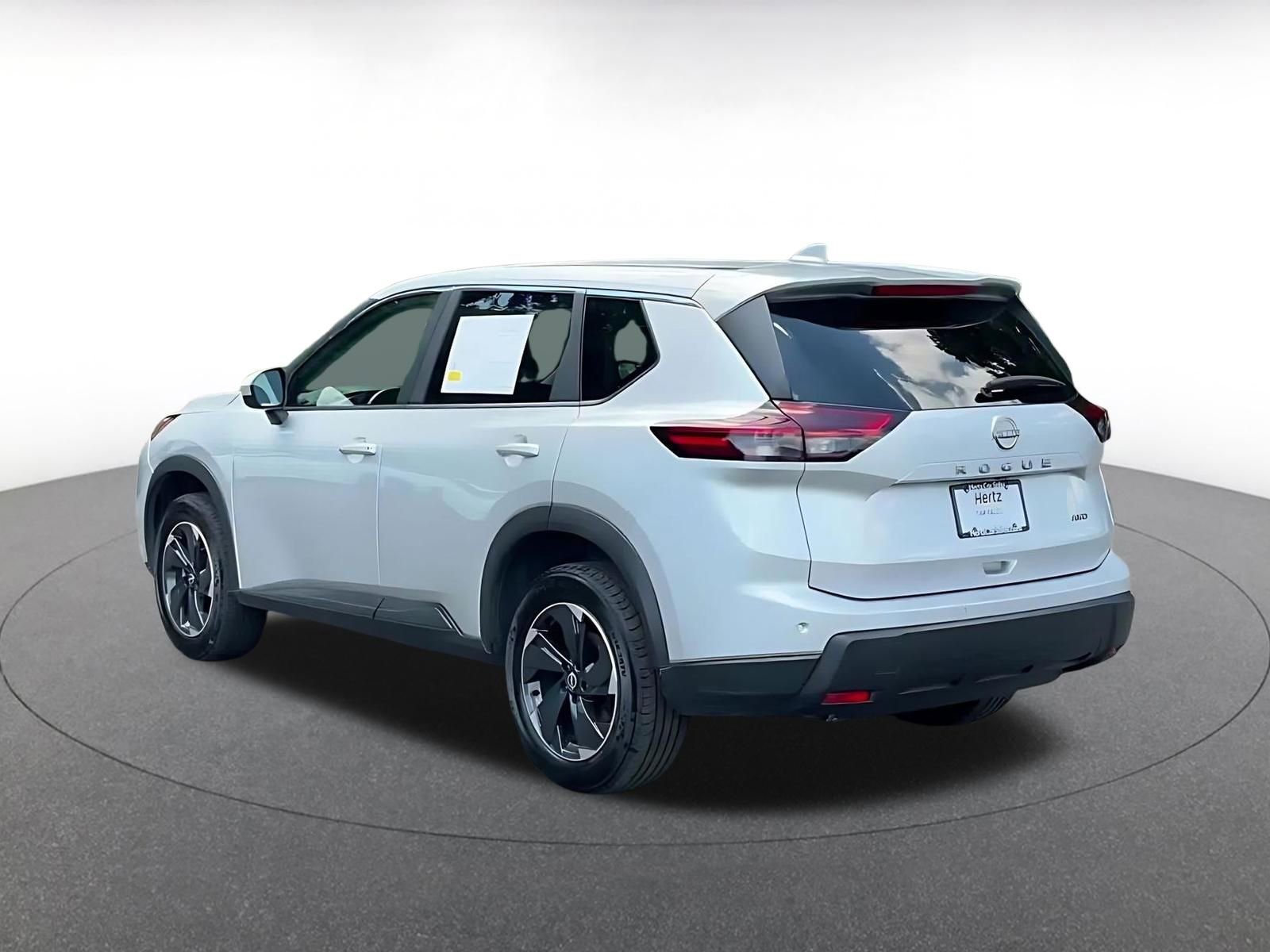Thumbnail: 2025 Nissan Rogue - 10