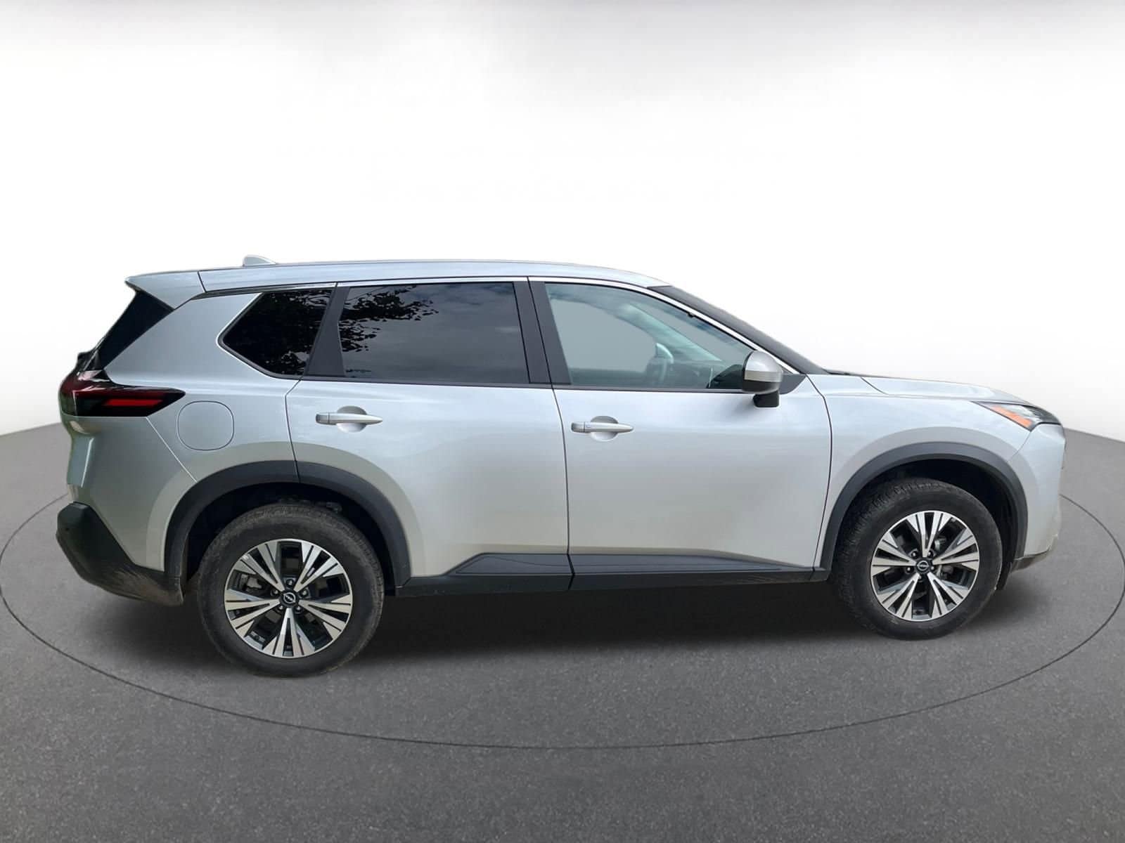 Thumbnail: 2023 Nissan Rogue - 16