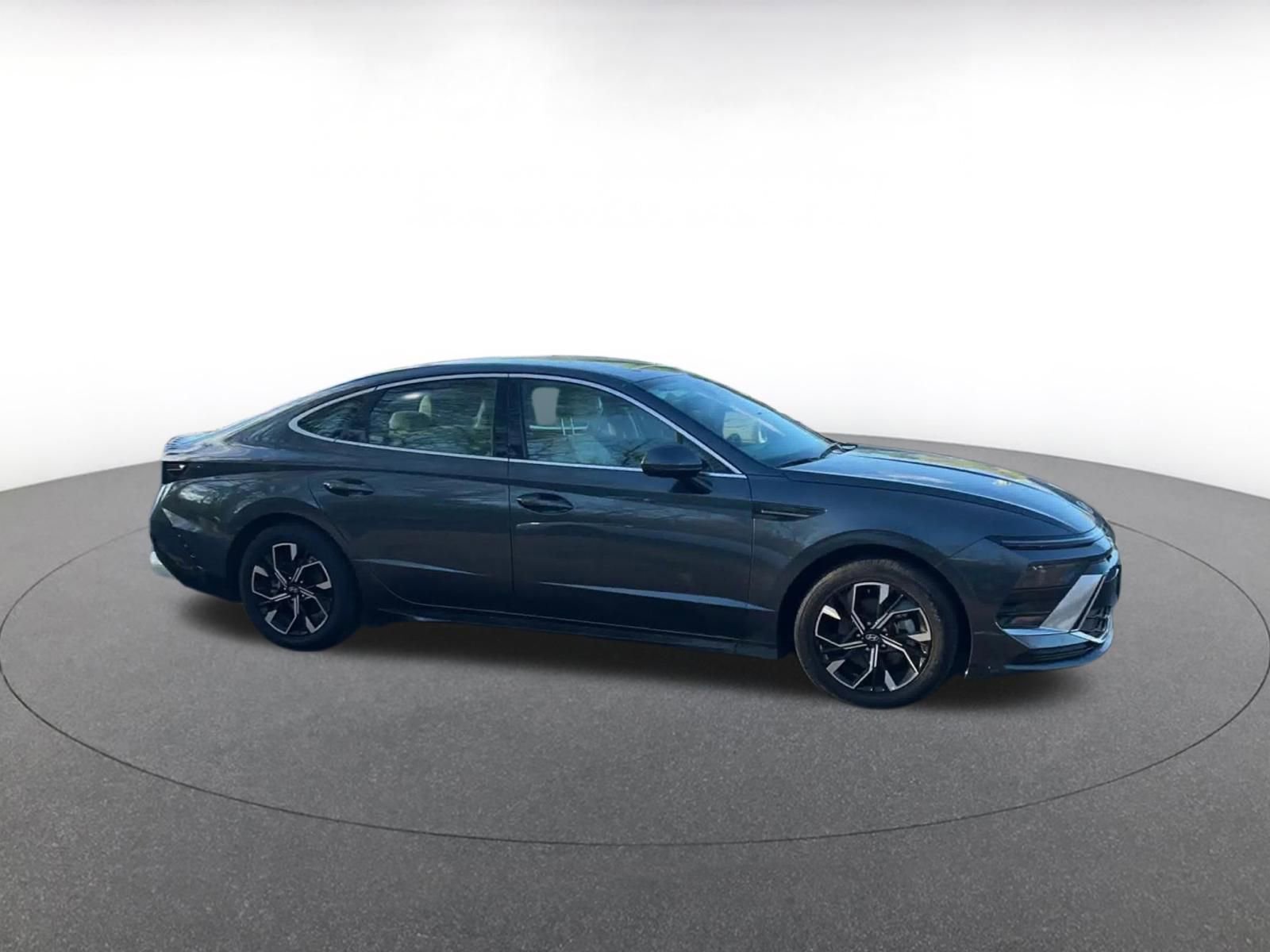 Thumbnail: 2025 Hyundai Sonata - 2