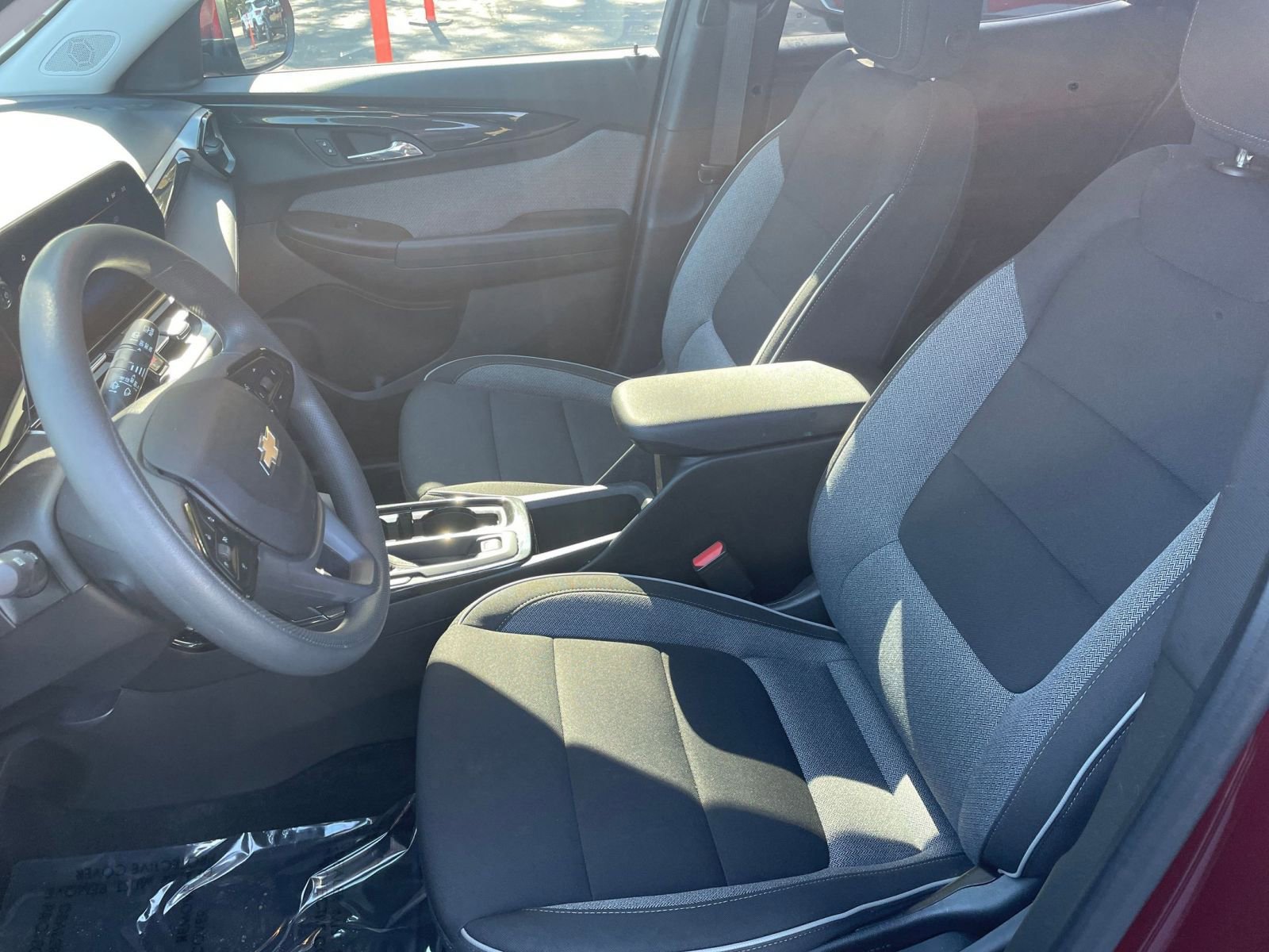 Thumbnail: 2025 Chevrolet TrailBlazer - 32