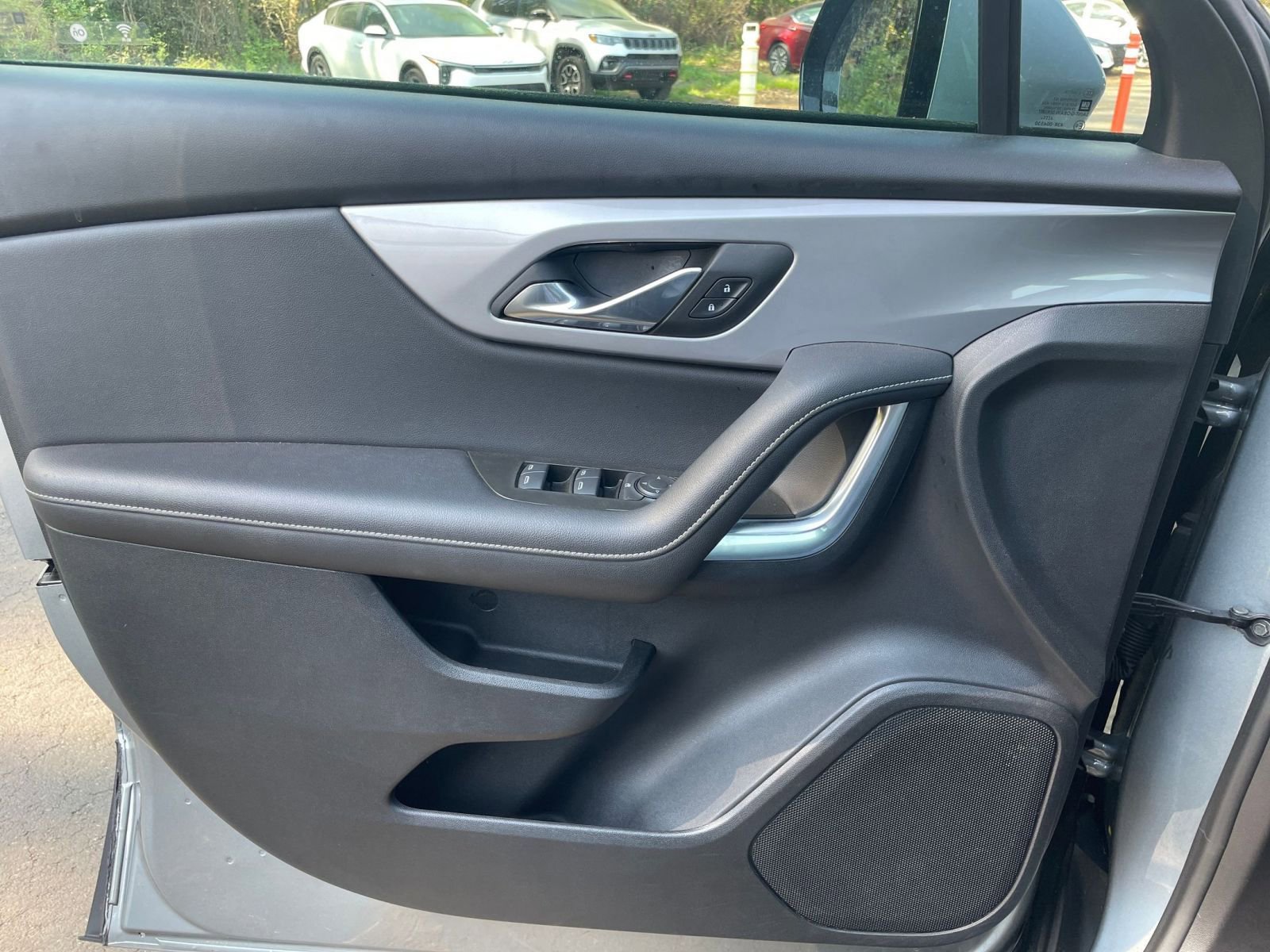 Thumbnail: 2025 Chevrolet Blazer - 18