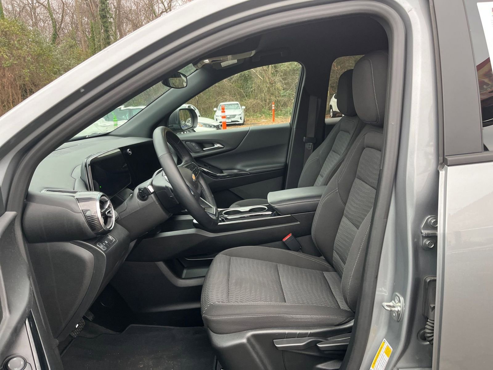 Thumbnail: 2025 Chevrolet Equinox - 27