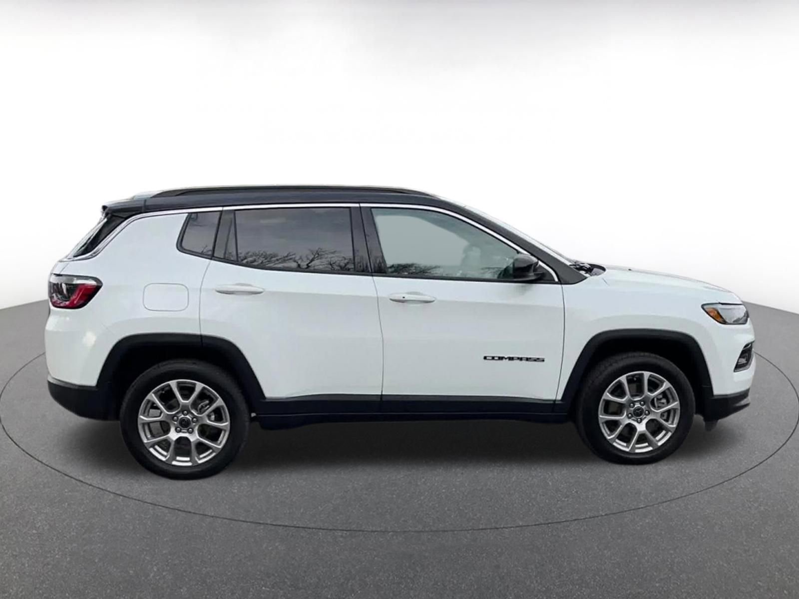 Thumbnail: 2025 Jeep Compass - 16