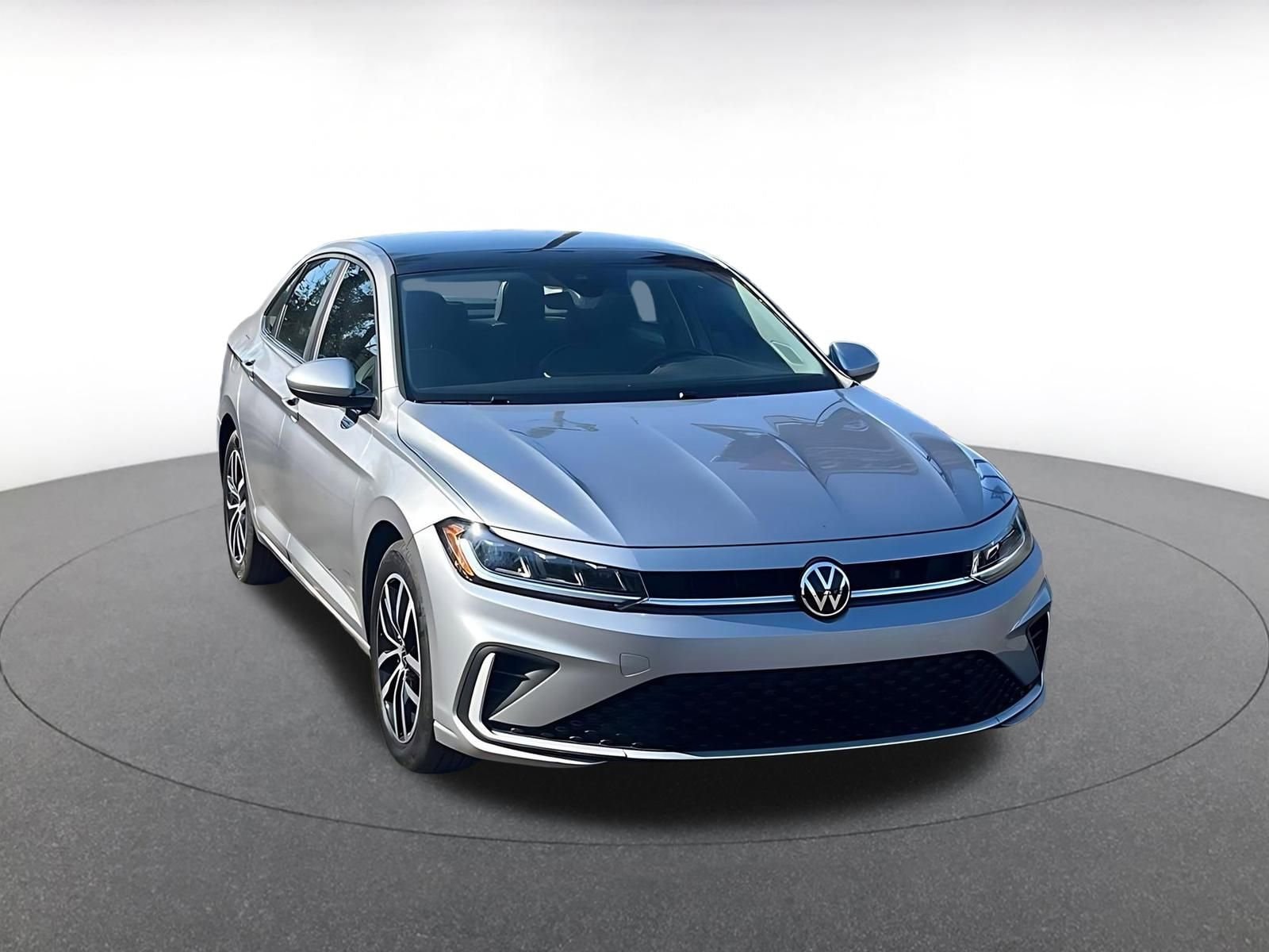 Thumbnail: 2025 Volkswagen Jetta - 1