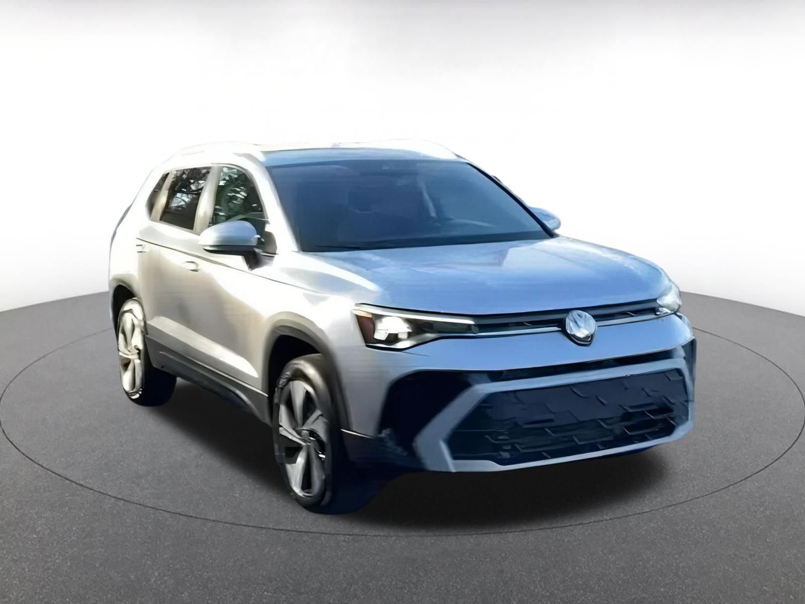 Thumbnail: 2025 Volkswagen Taos - 3