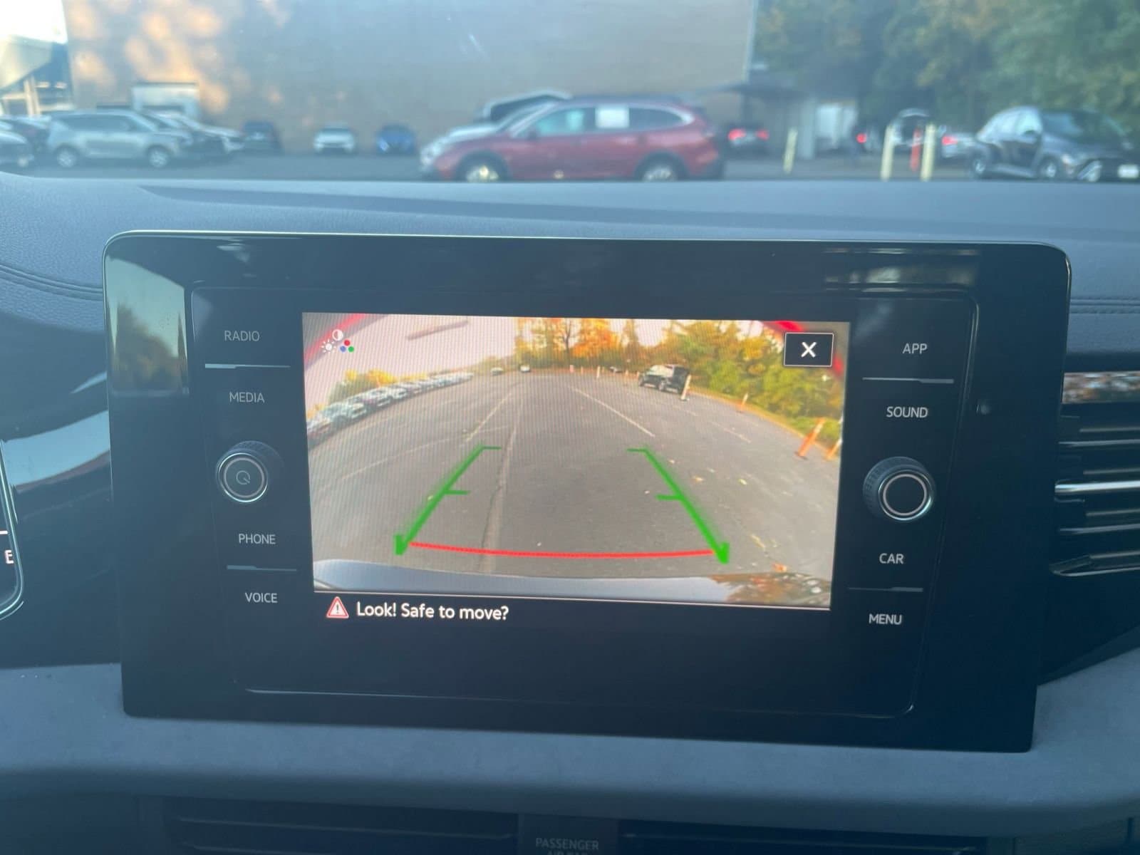 Thumbnail: 2025 Volkswagen Jetta - 17