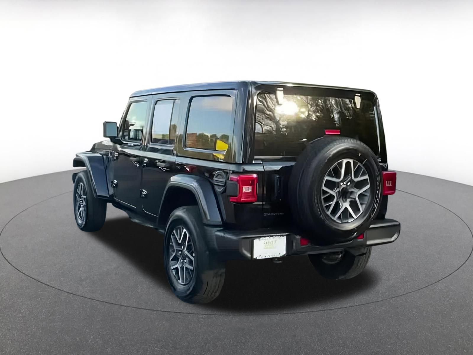 Thumbnail: 2025 Jeep Wrangler - 12