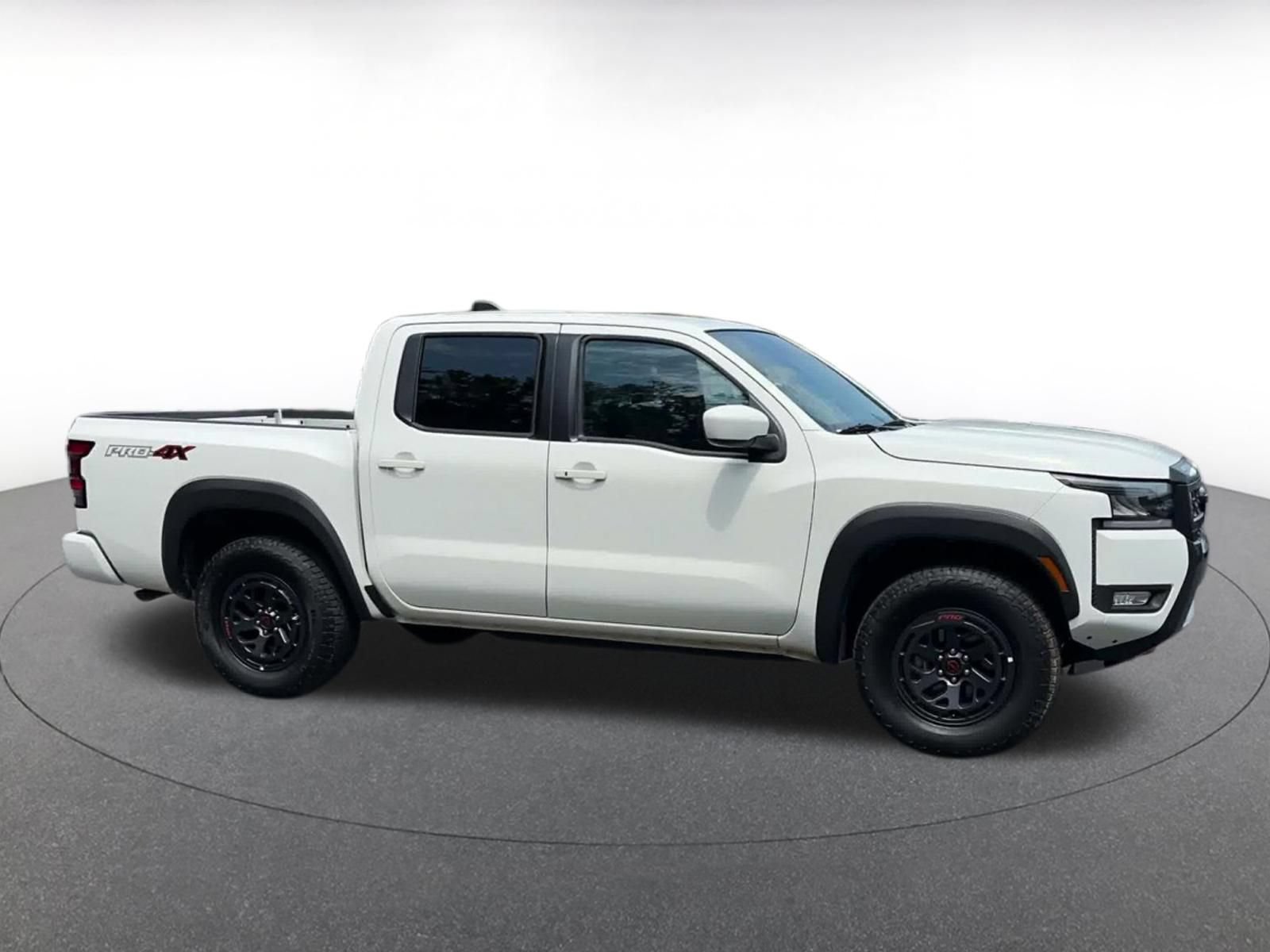 Thumbnail: 2026 Nissan Frontier - 13