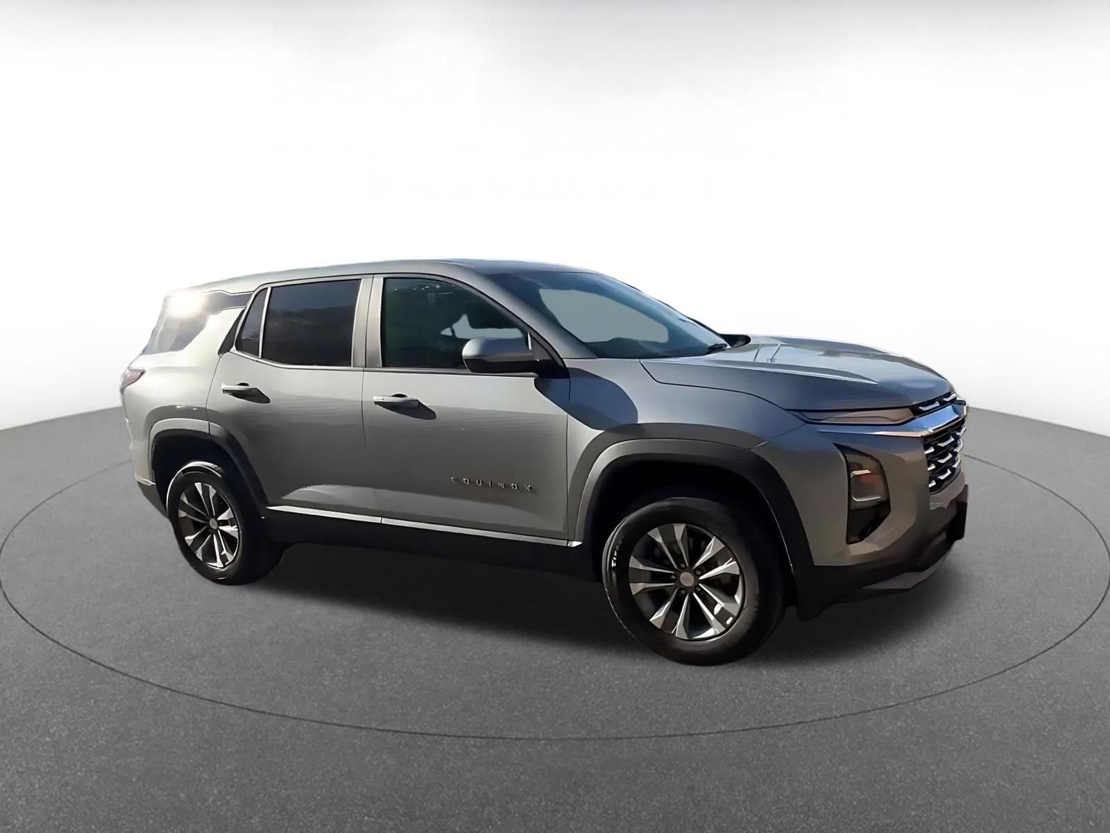 Thumbnail: 2025 Chevrolet Equinox - 2
