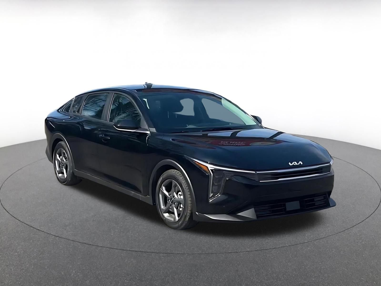 Thumbnail: 2025 Kia K4 - 3