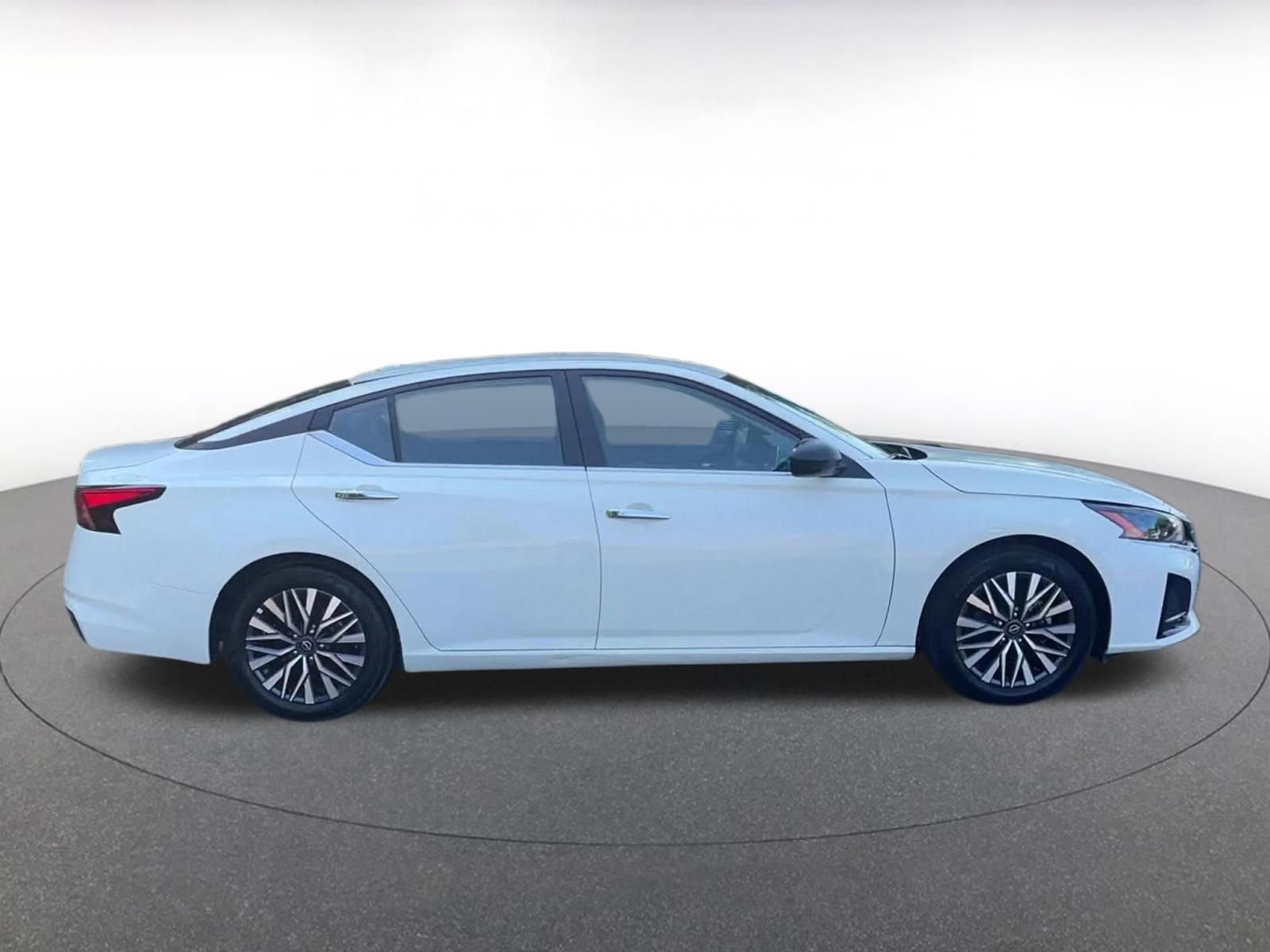 Thumbnail: 2025 Nissan Altima - 16