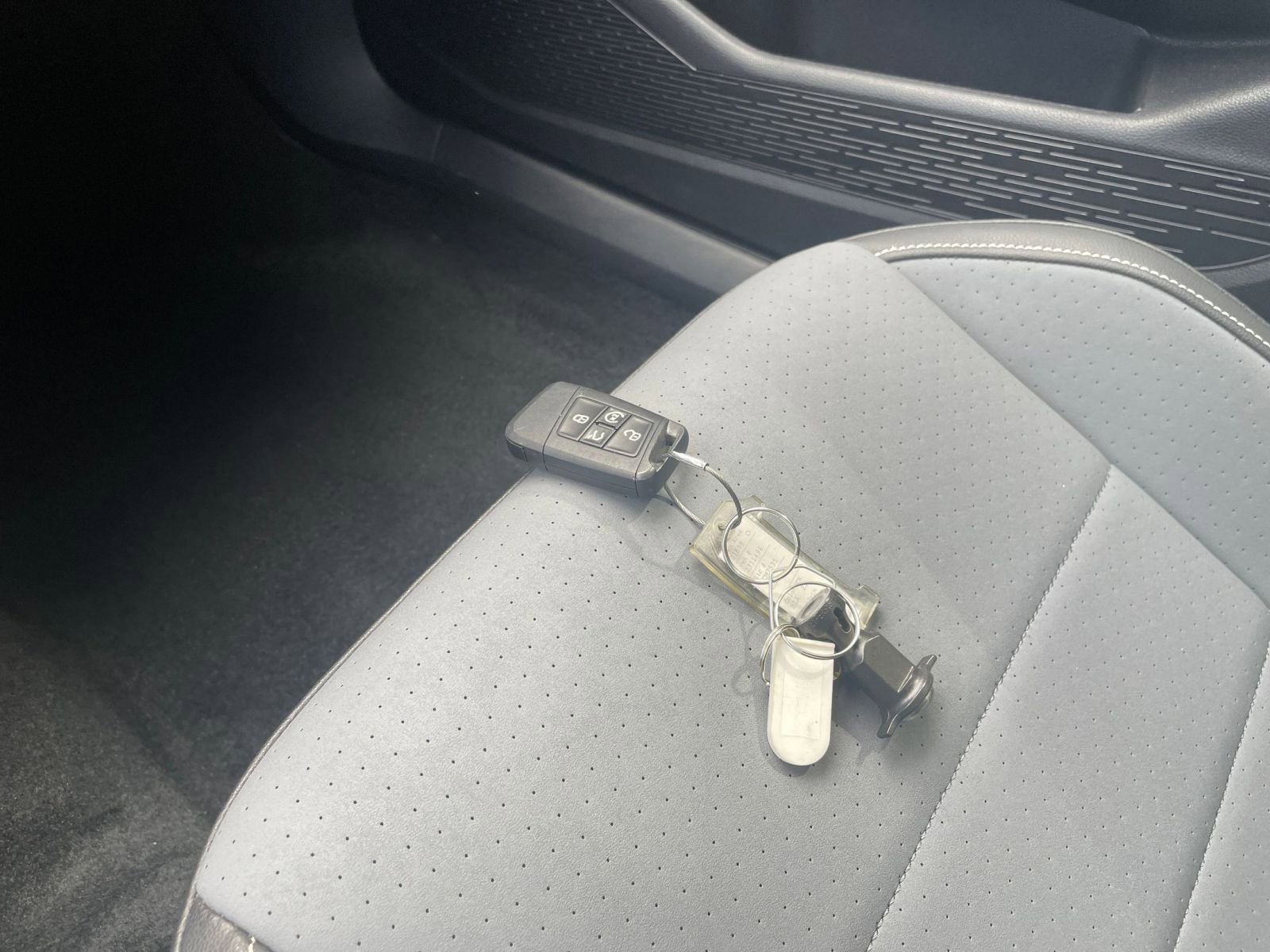 Thumbnail: 2025 Volkswagen Jetta - 21