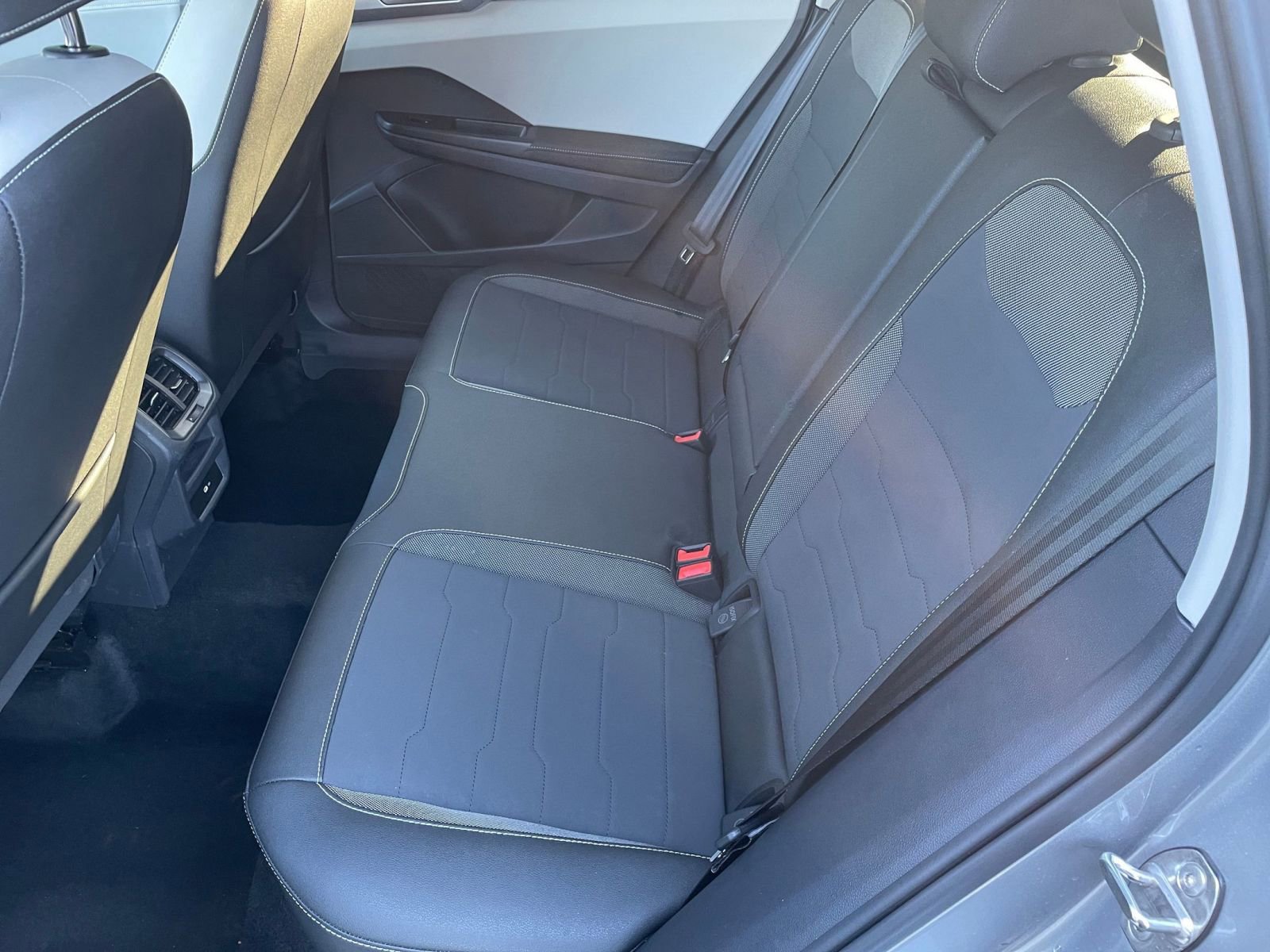 Thumbnail: 2025 Volkswagen Taos - 22