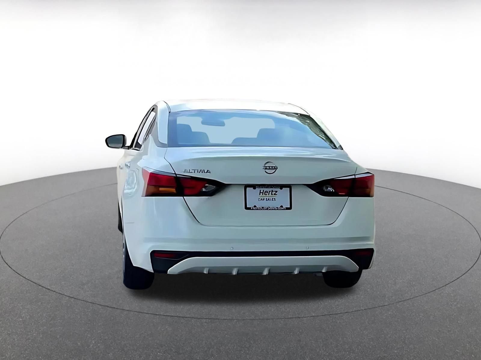 Thumbnail: 2025 Nissan Altima - 10