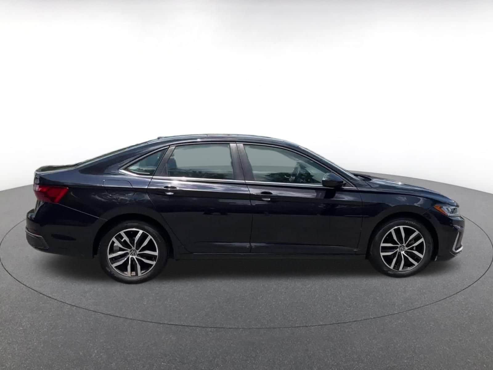 Thumbnail: 2025 Volkswagen Jetta - 16