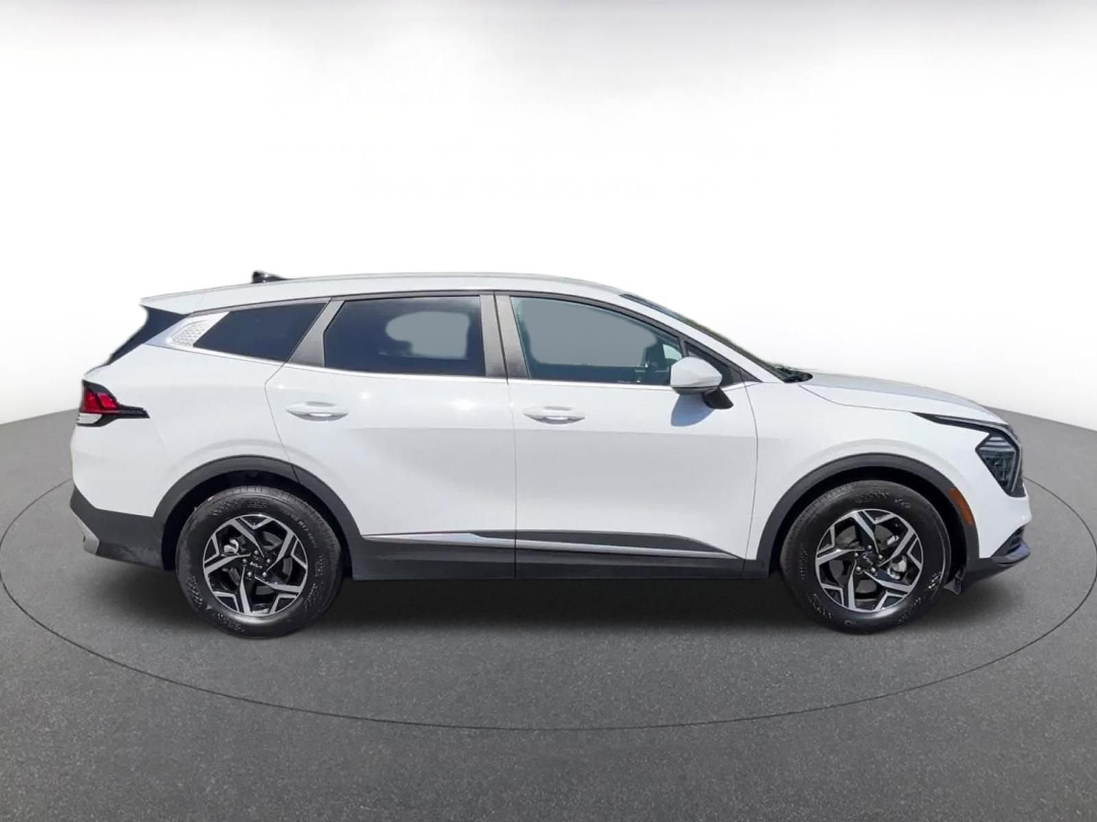 Thumbnail: 2025 Kia Sportage - 16