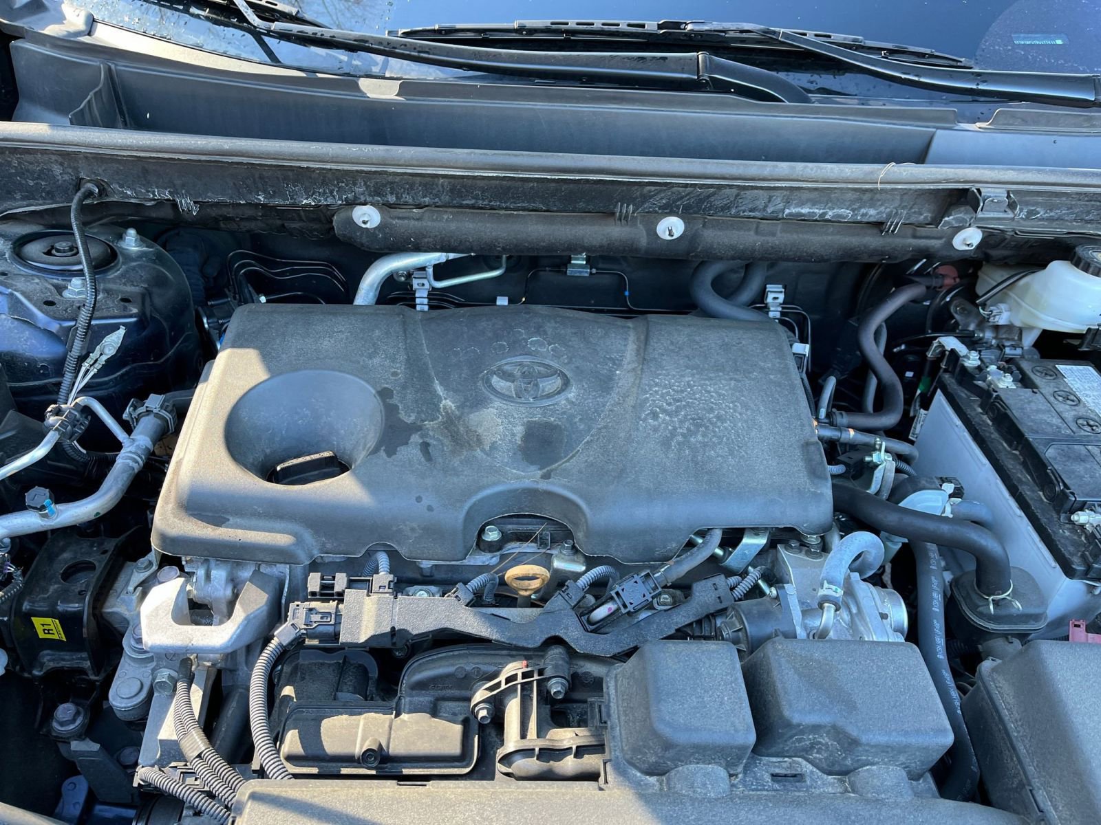 Thumbnail: 2024 Toyota RAV4 - 32