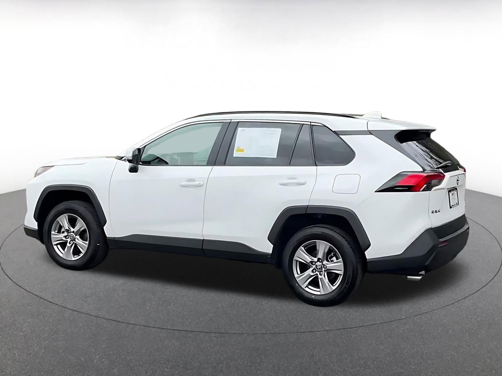 Thumbnail: 2025 Toyota RAV4 - 10