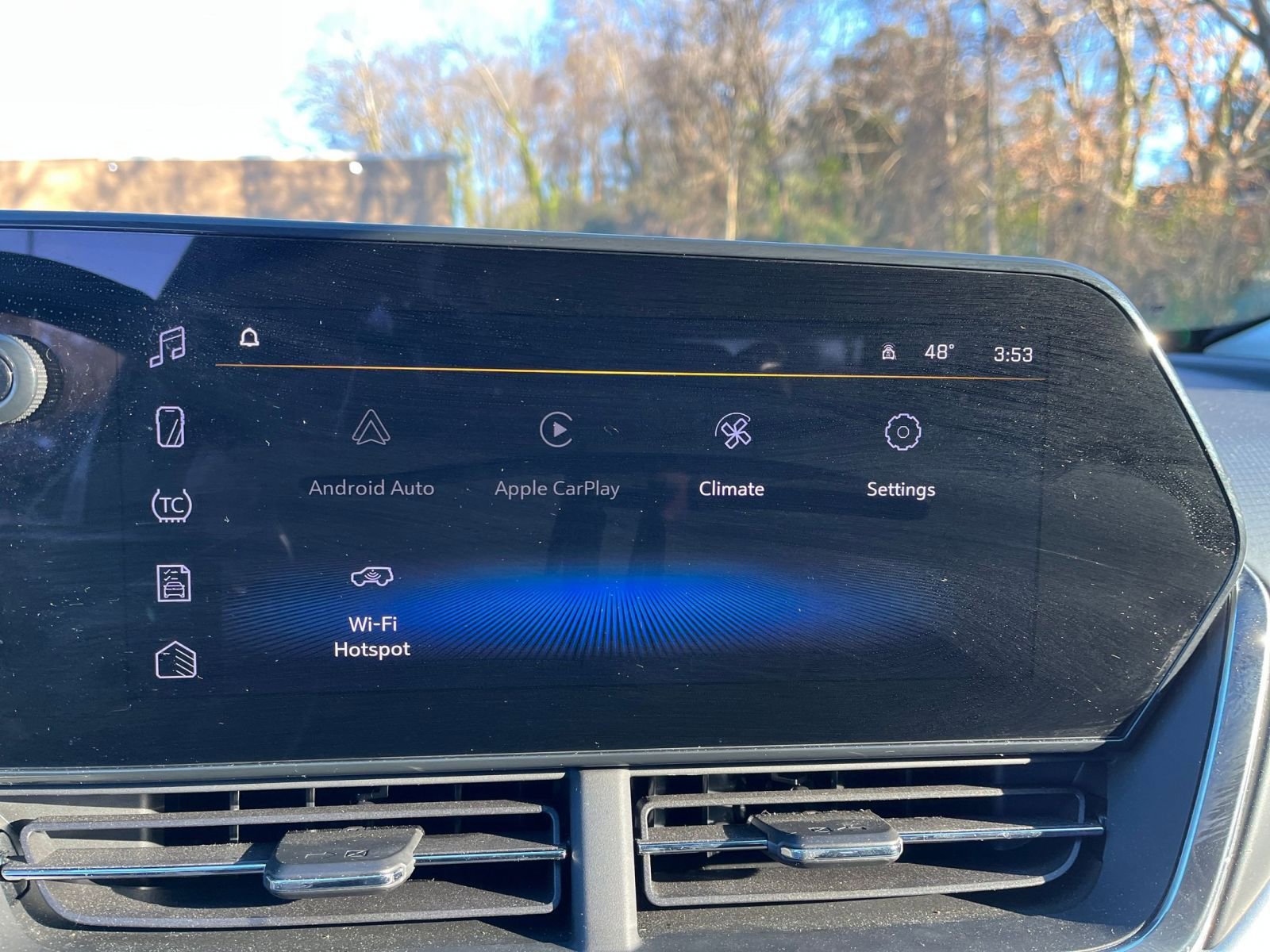 Thumbnail: 2025 Chevrolet Trax - 20