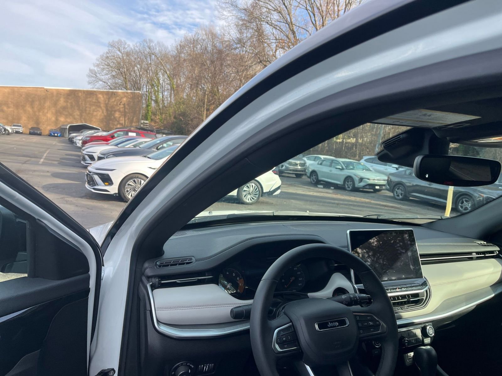 Thumbnail: 2025 Jeep Compass - 35