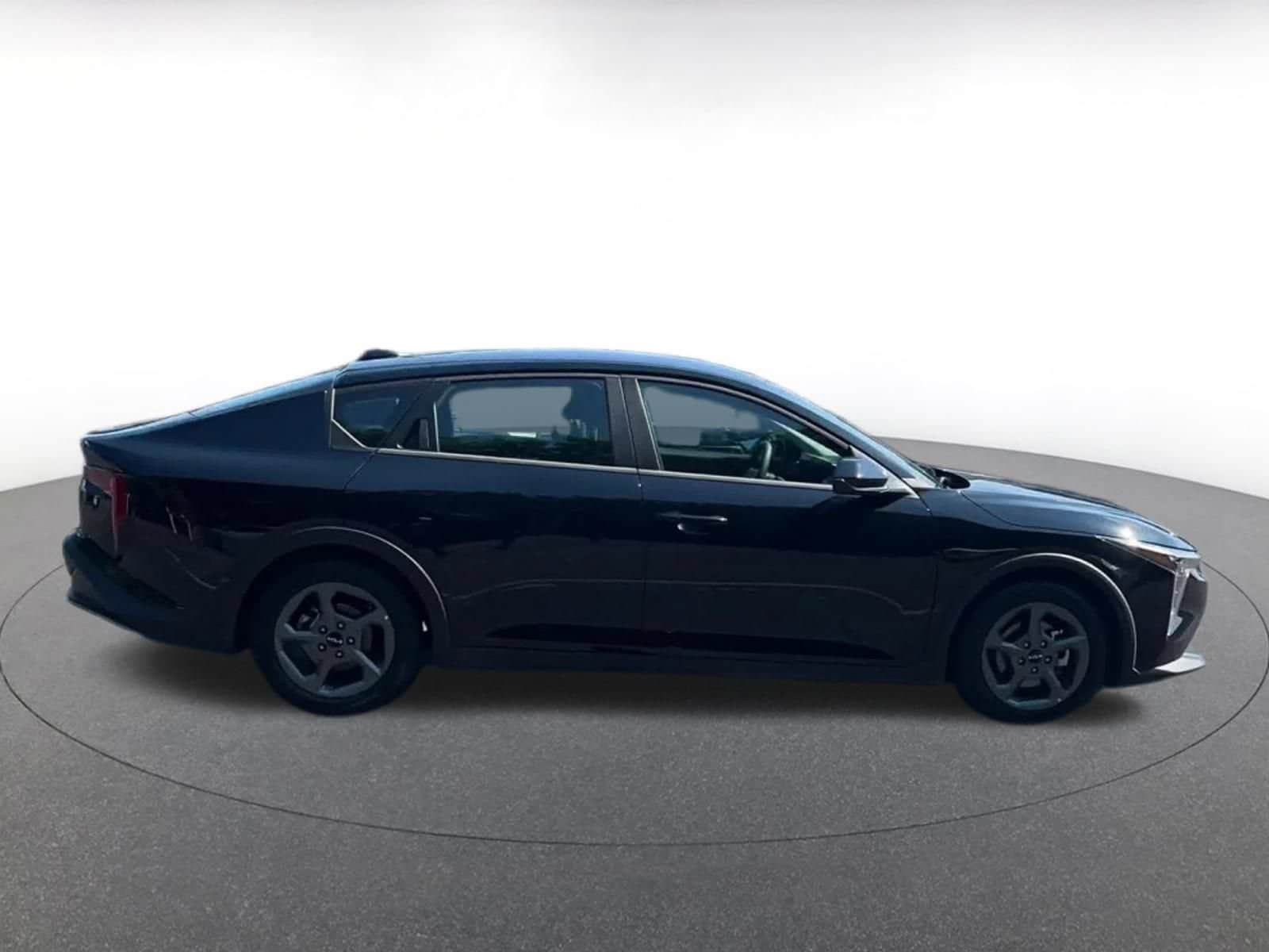 Thumbnail: 2025 Kia K4 - 15