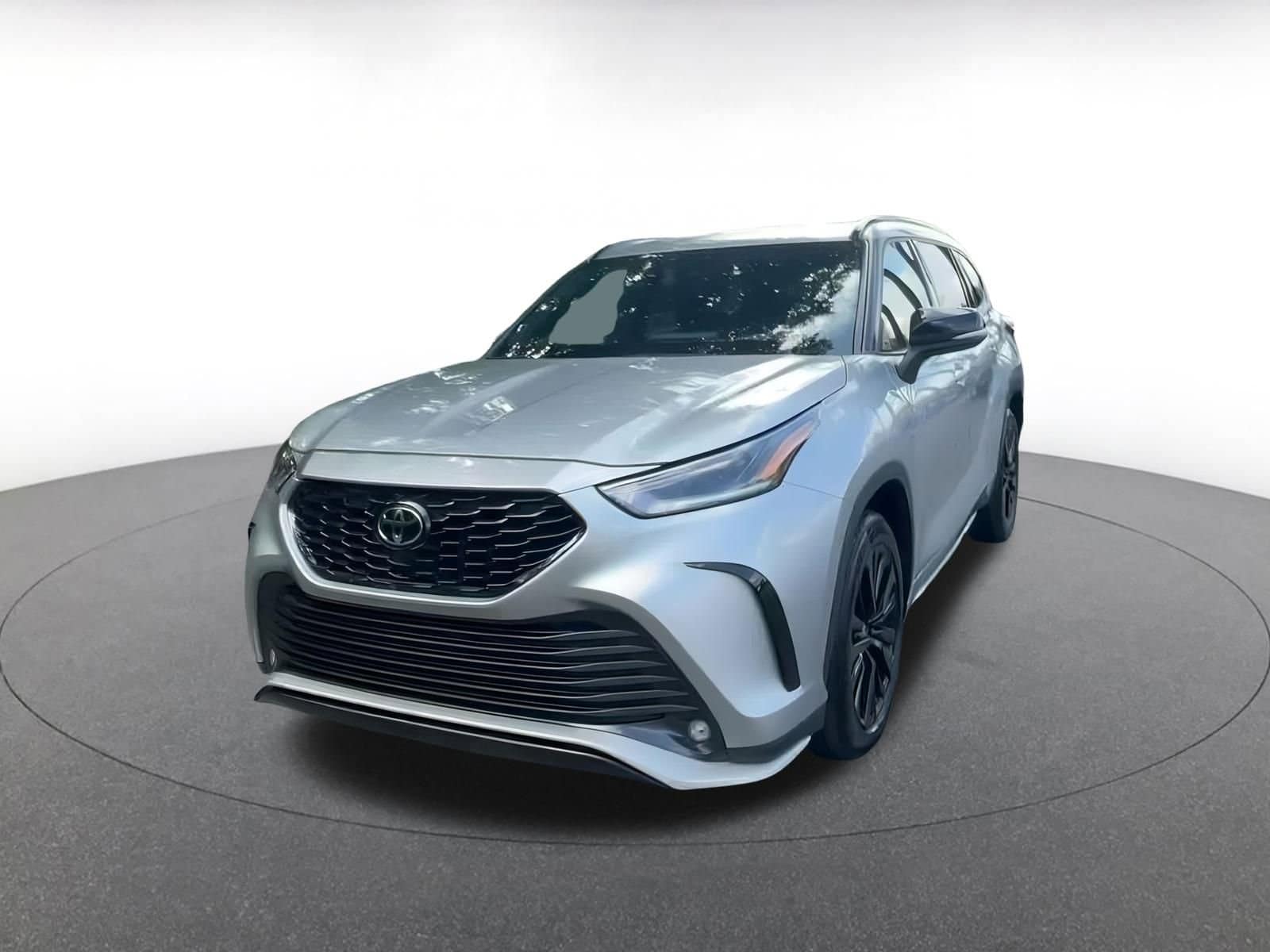 Thumbnail: 2024 Toyota Highlander - 7