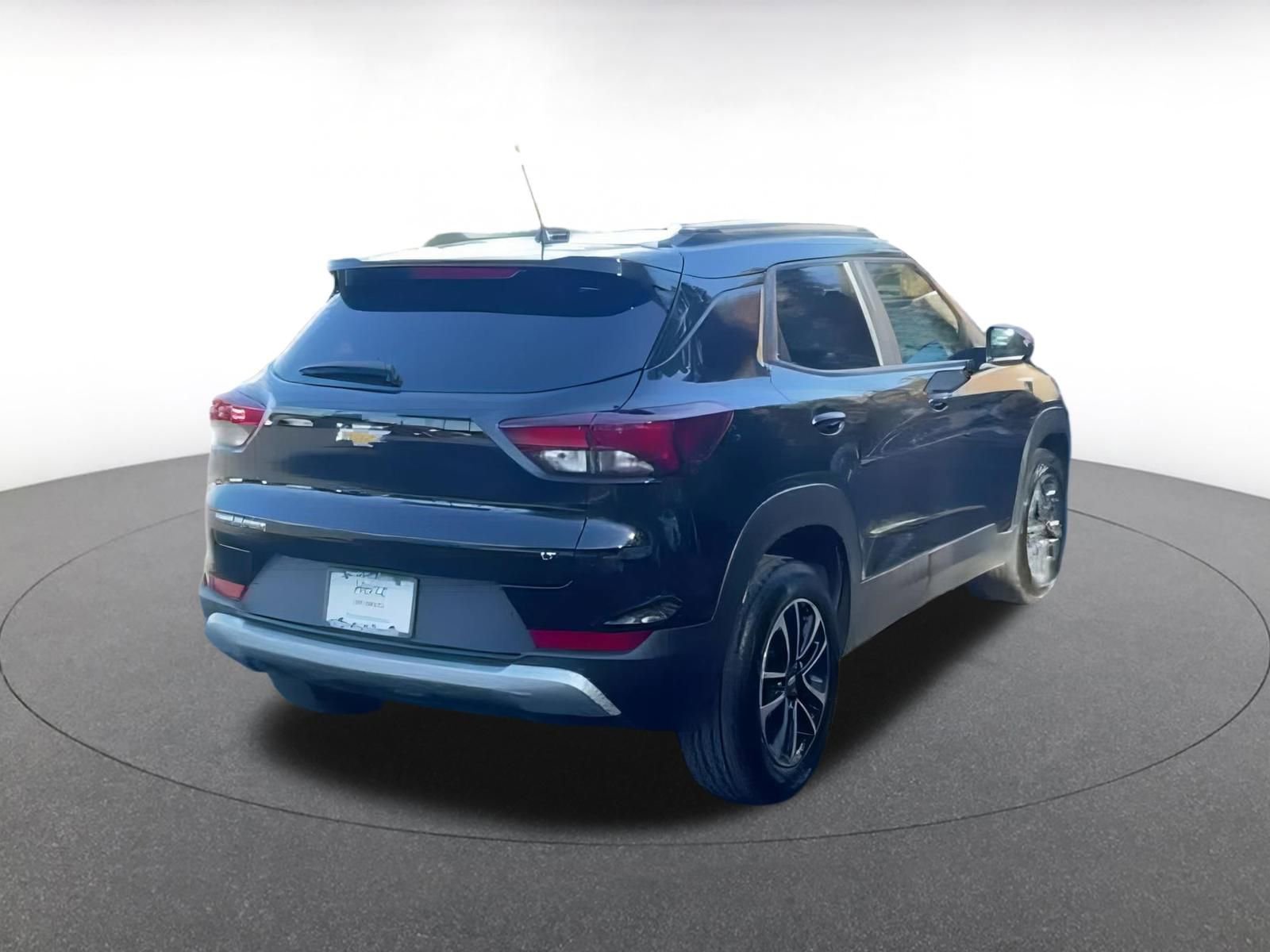 Thumbnail: 2025 Chevrolet TrailBlazer - 9