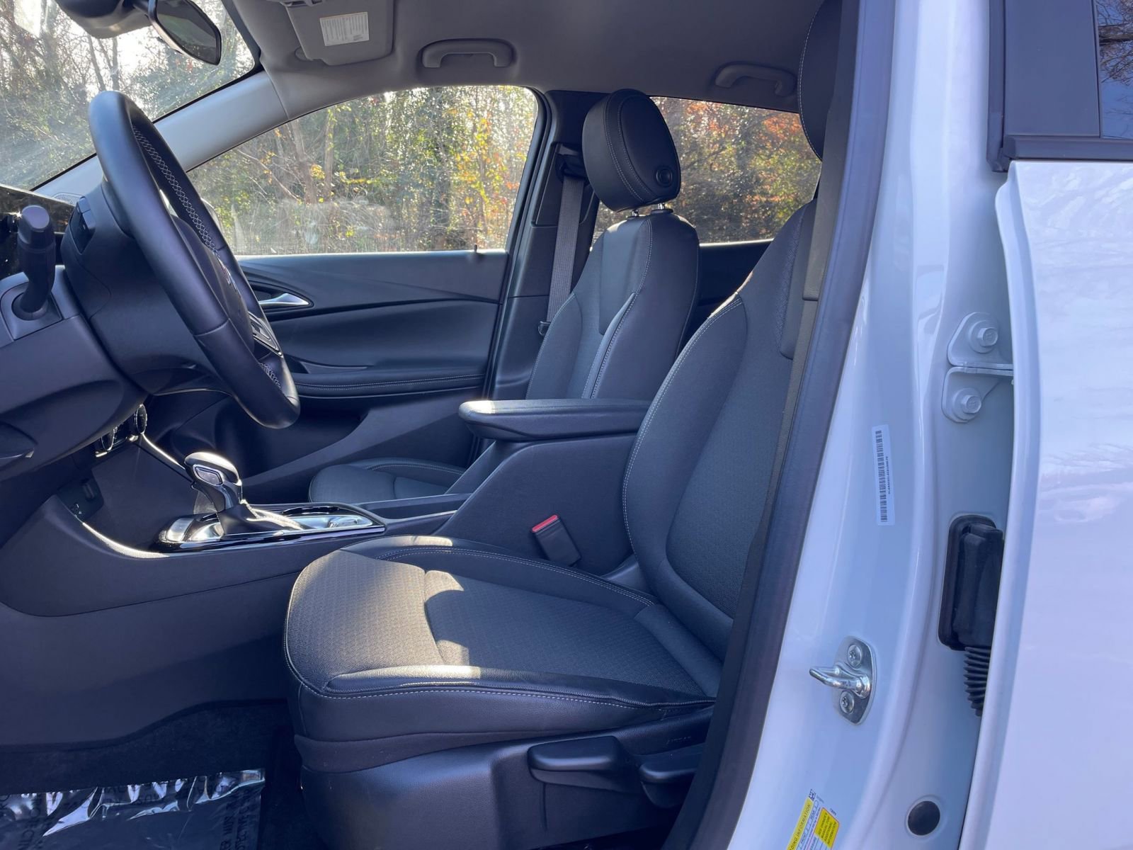 Thumbnail: 2025 Buick Encore GX - 24