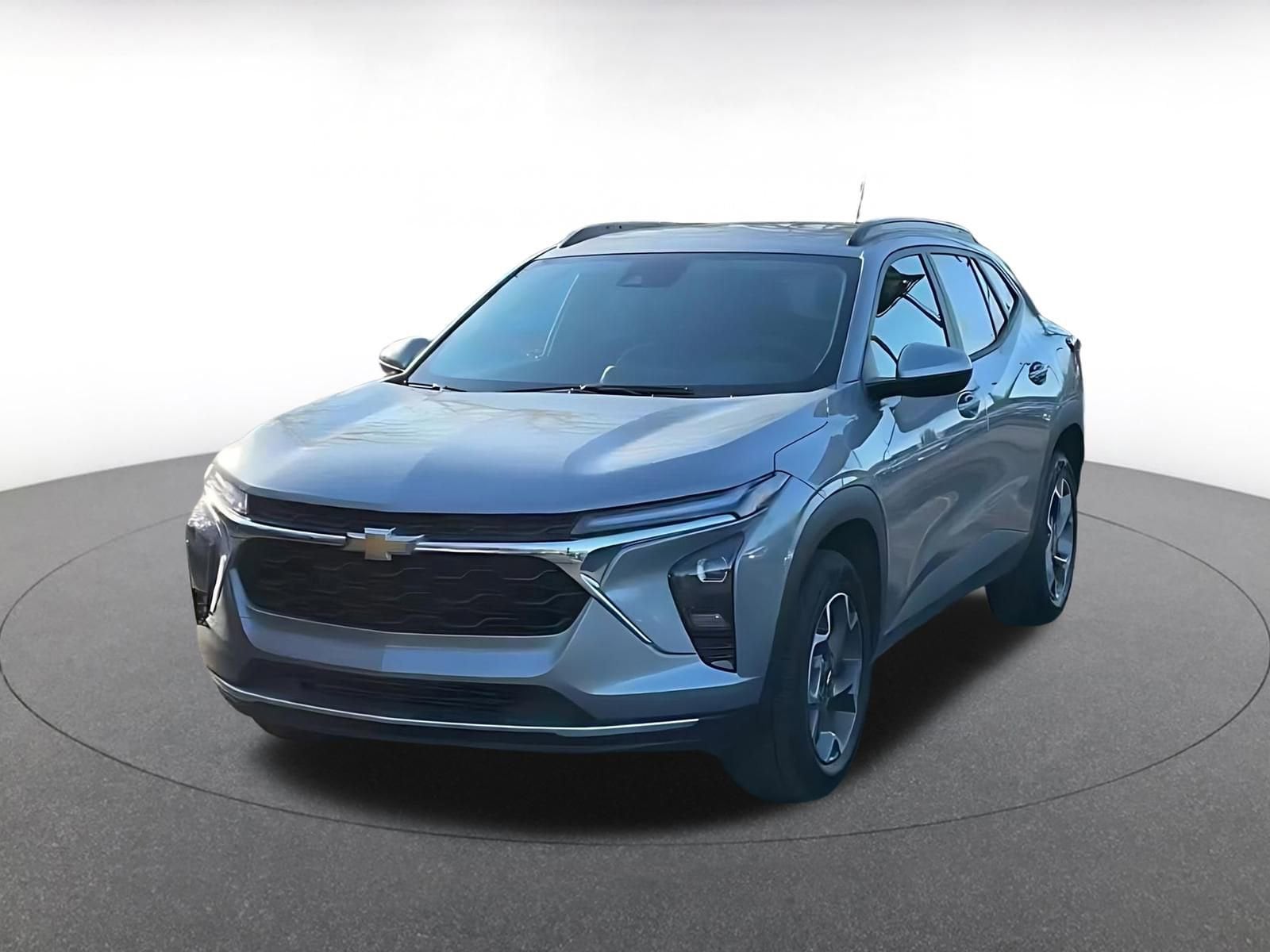 Thumbnail: 2025 Chevrolet Trax - 4