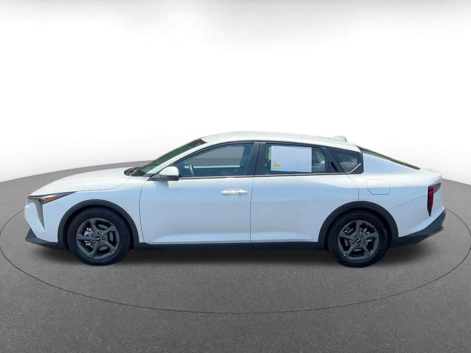 Thumbnail: 2026 Kia K4 - 9