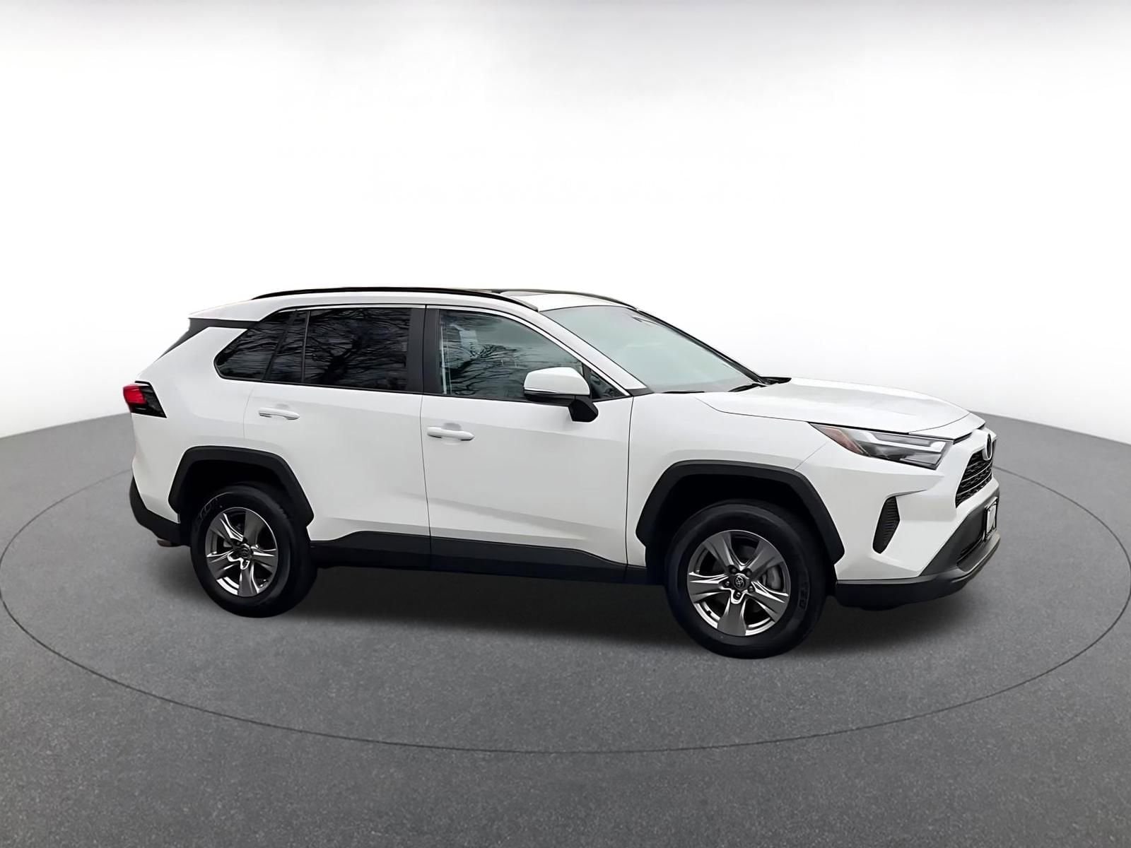 Thumbnail: 2025 Toyota RAV4 - 2