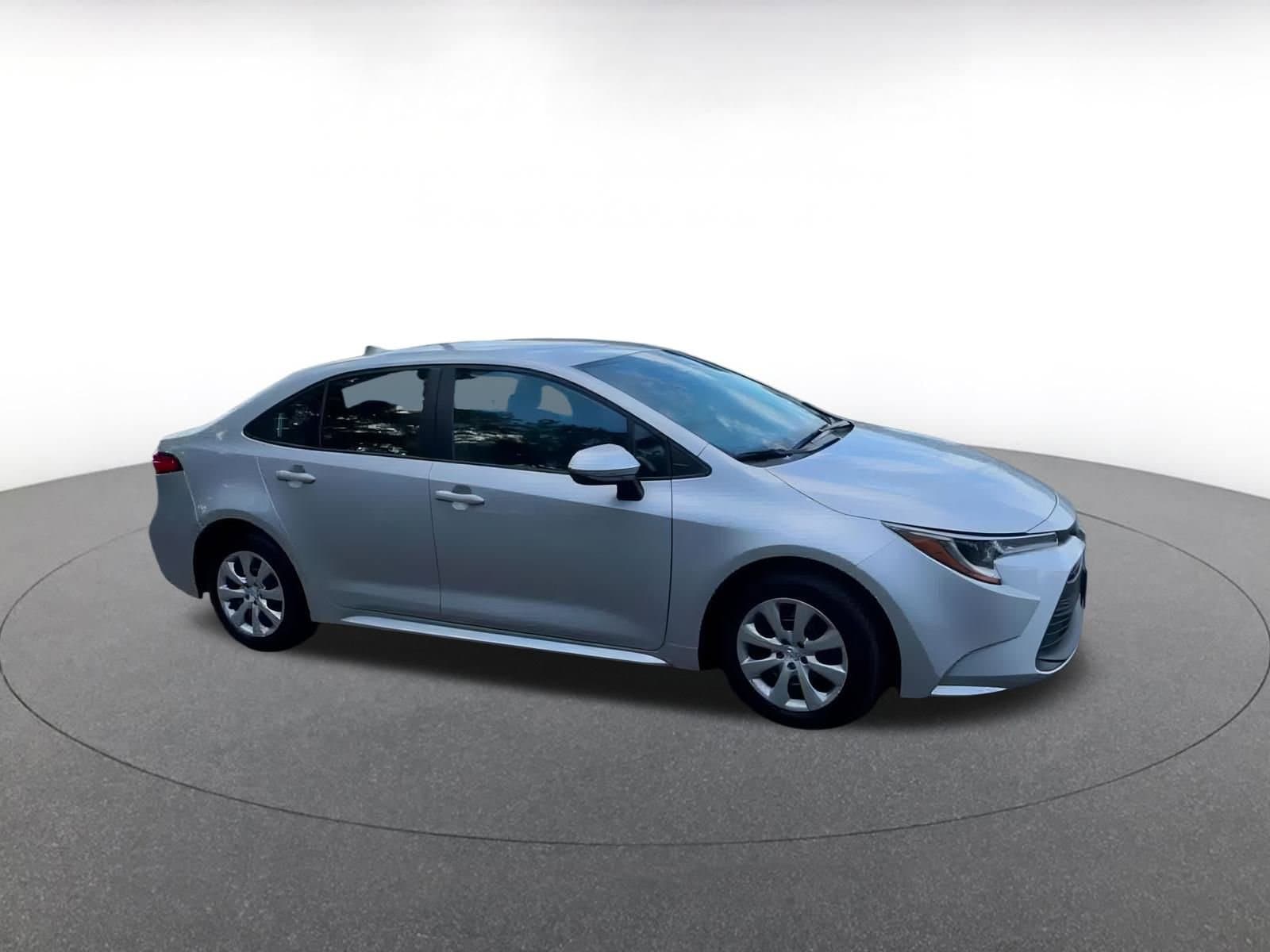 Thumbnail: 2024 Toyota Corolla - 2