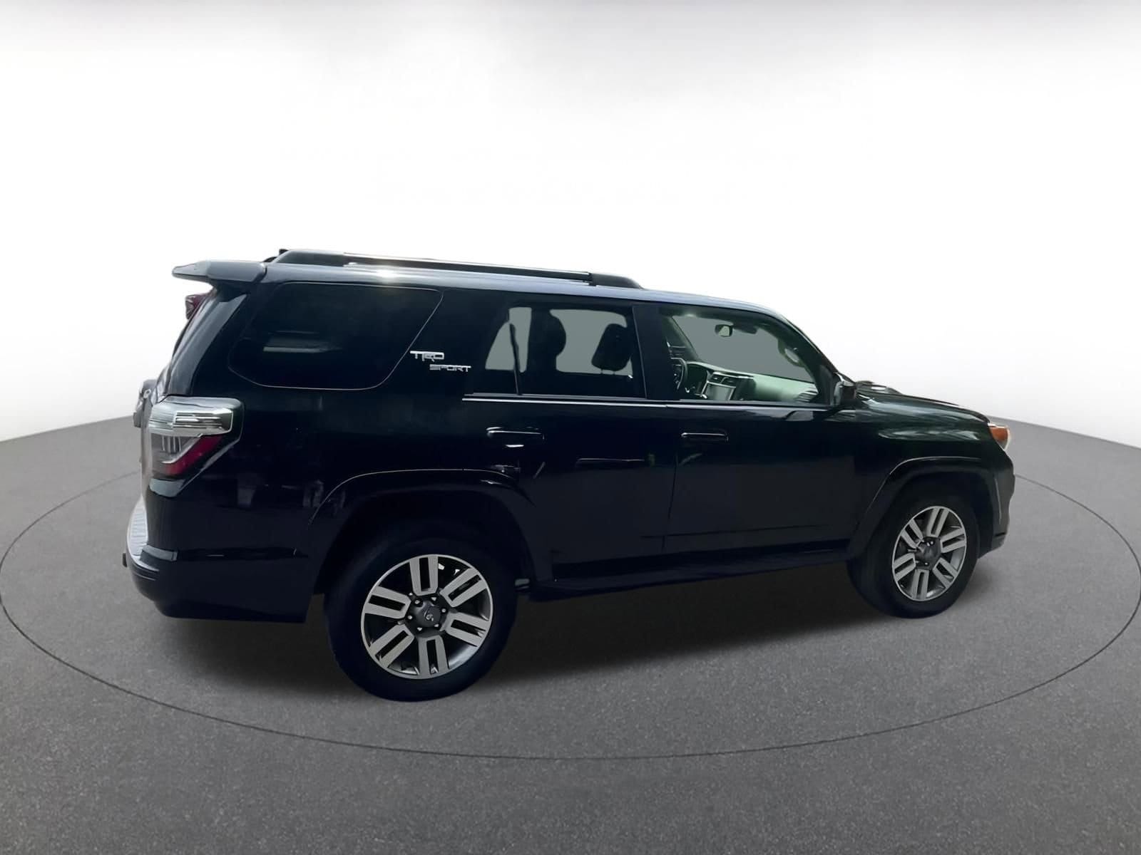 Thumbnail: 2024 Toyota 4Runner - 14