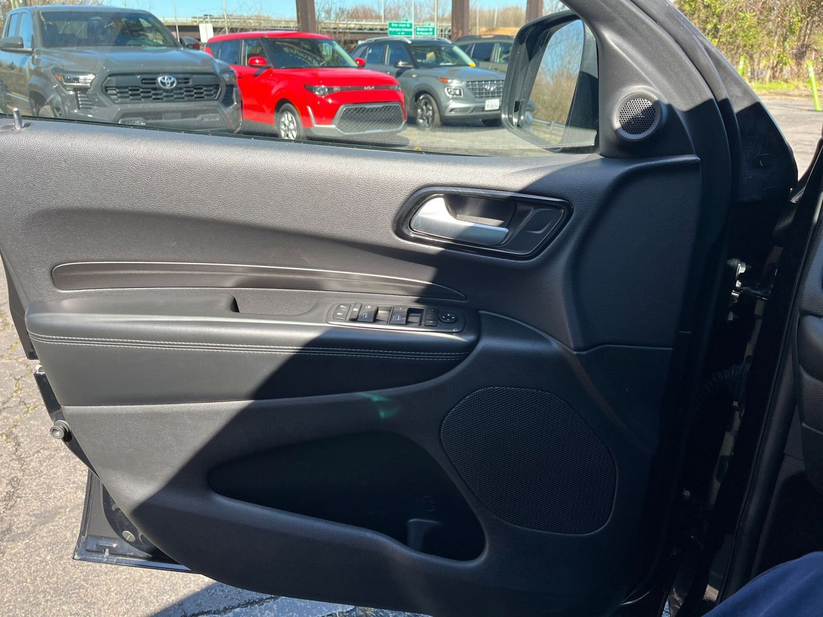 Thumbnail: 2023 Dodge Durango - 20