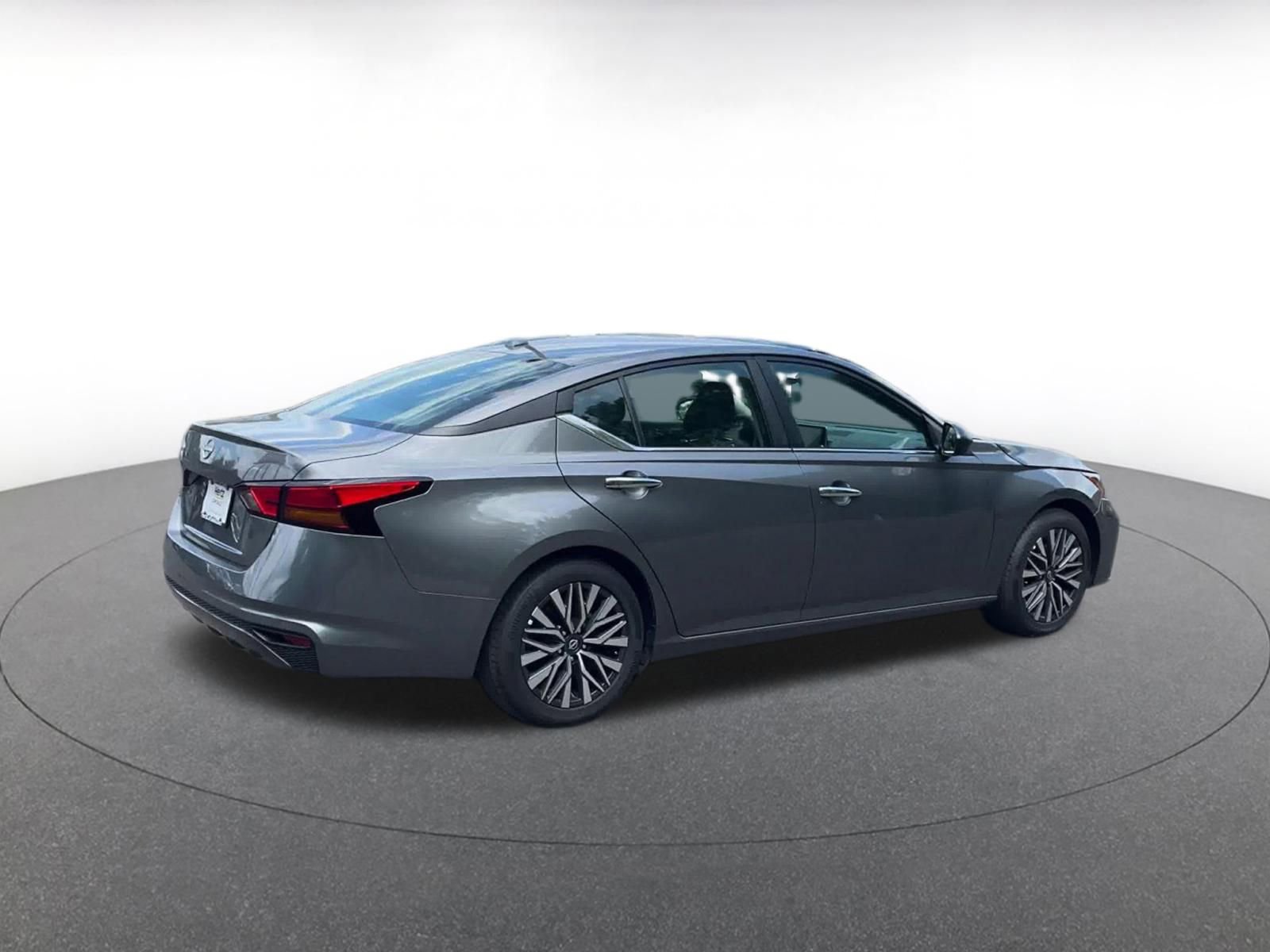 Thumbnail: 2025 Nissan Altima - 14