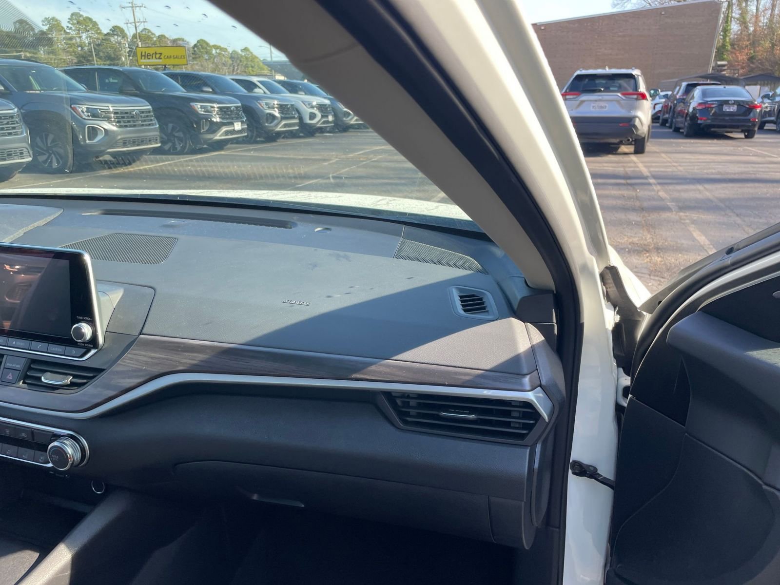 Thumbnail: 2025 Nissan Altima - 34