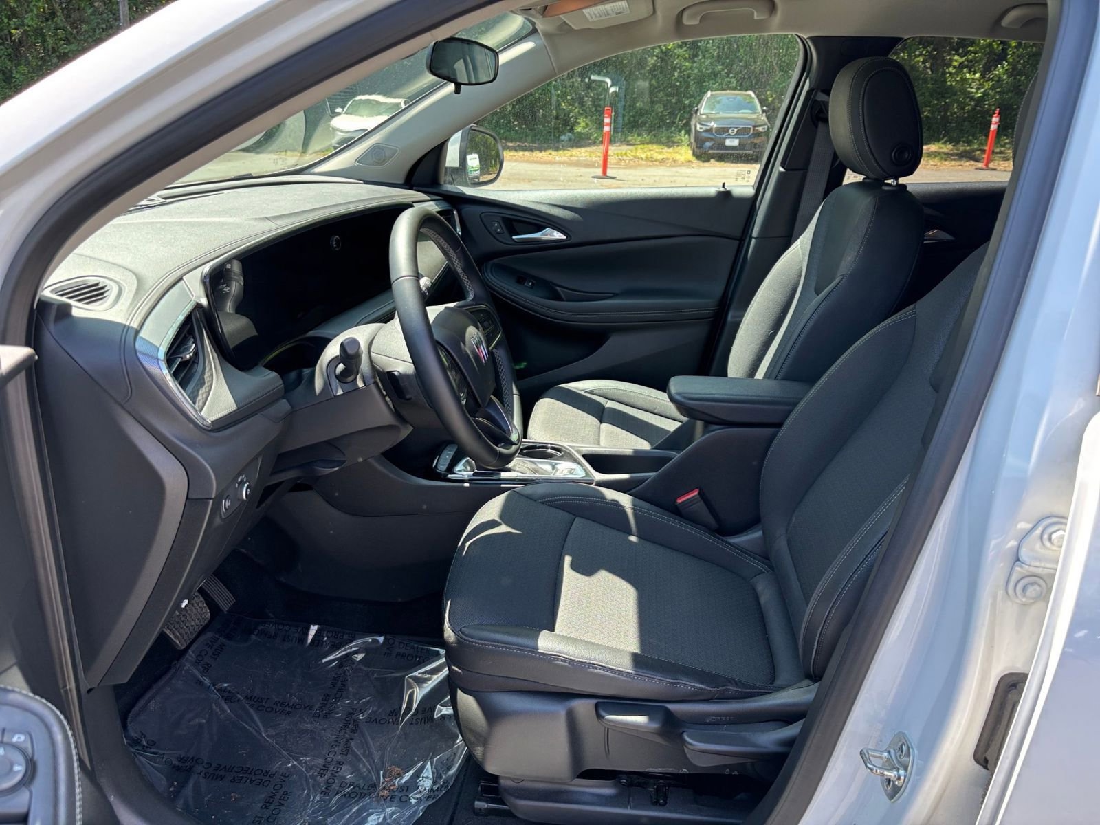 Thumbnail: 2025 Buick Encore GX - 25