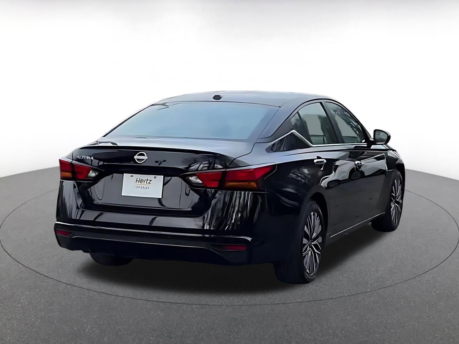 Thumbnail: 2025 Nissan Altima - 11