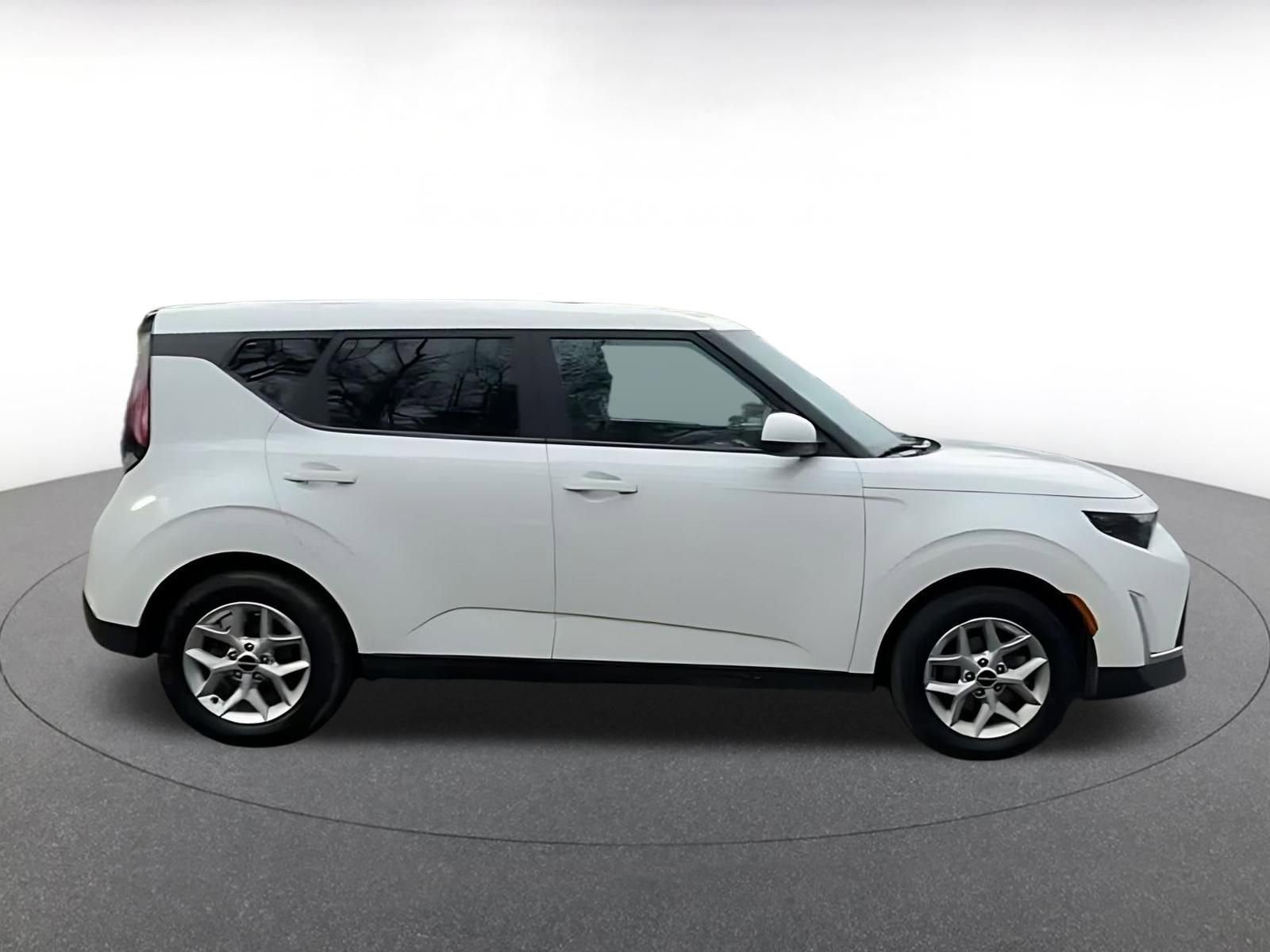 Thumbnail: 2025 Kia Soul - 15