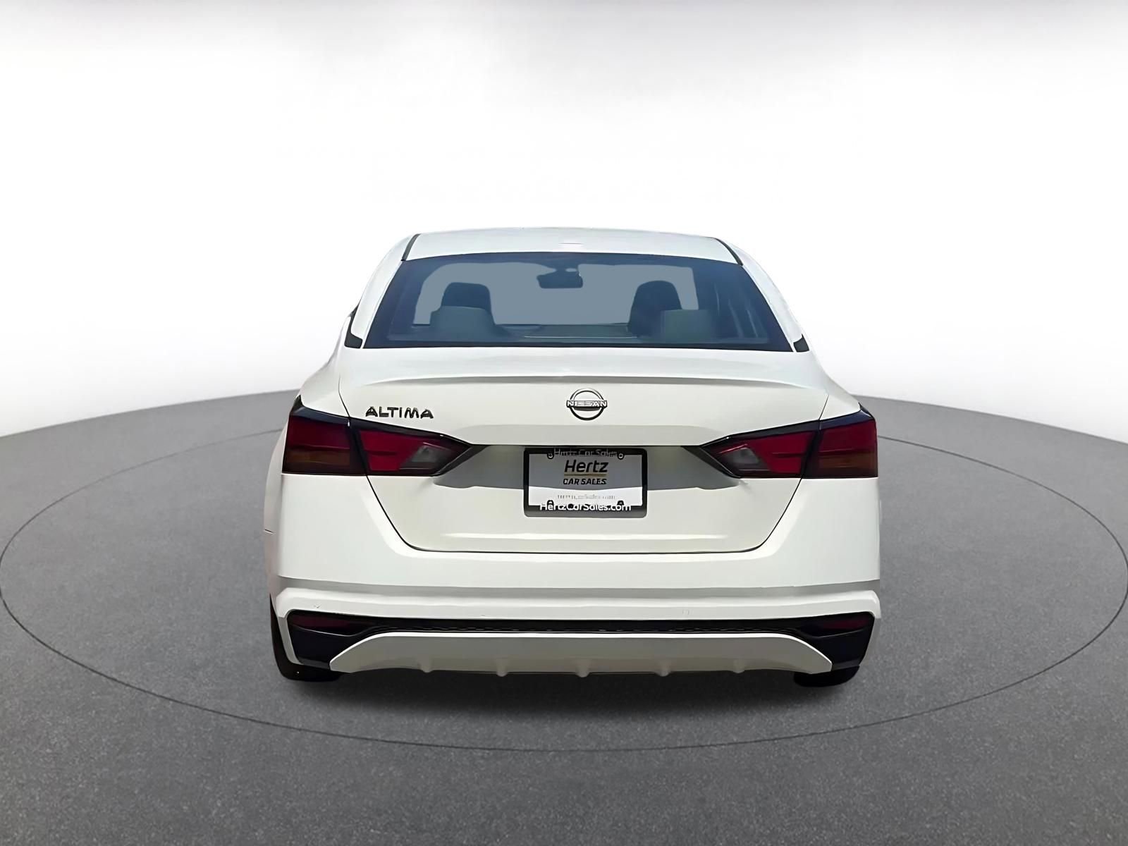 Thumbnail: 2025 Nissan Altima - 12
