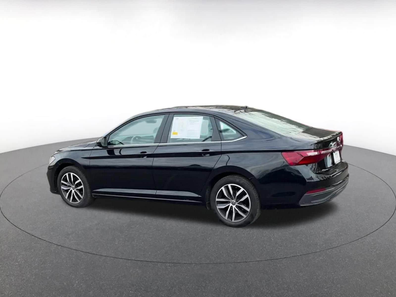 Thumbnail: 2025 Volkswagen Jetta - 11