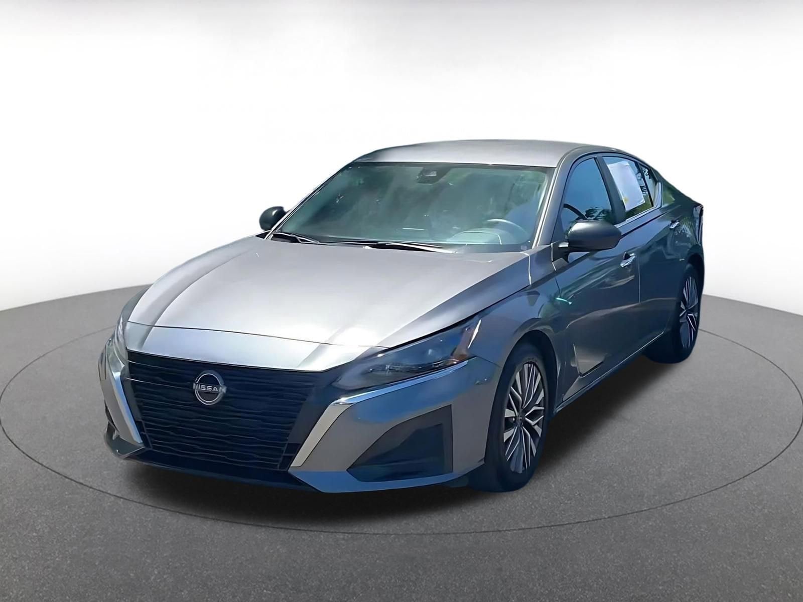 Thumbnail: 2025 Nissan Altima - 7