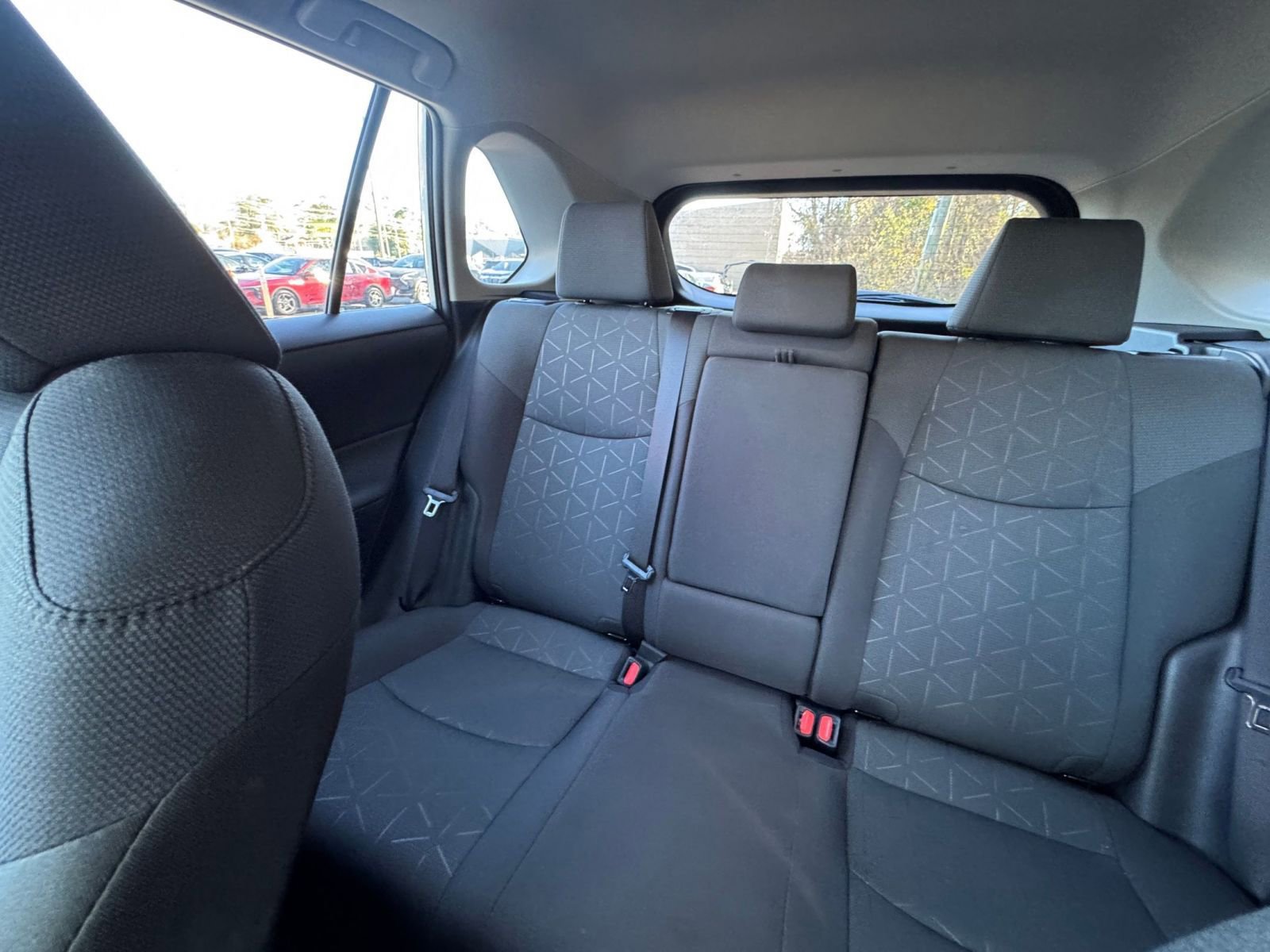 Thumbnail: 2025 Toyota RAV4 - 33