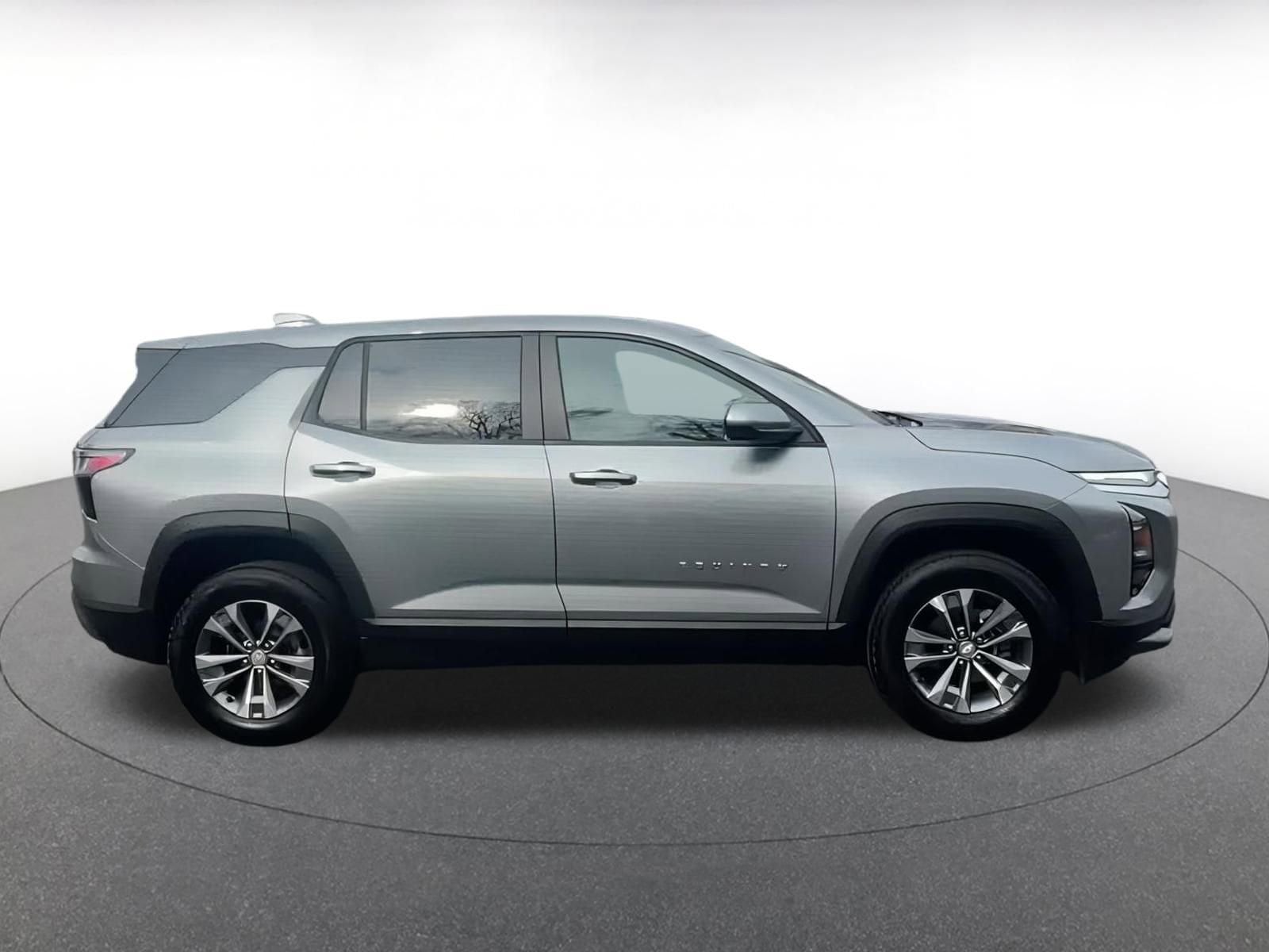 Thumbnail: 2025 Chevrolet Equinox - 15