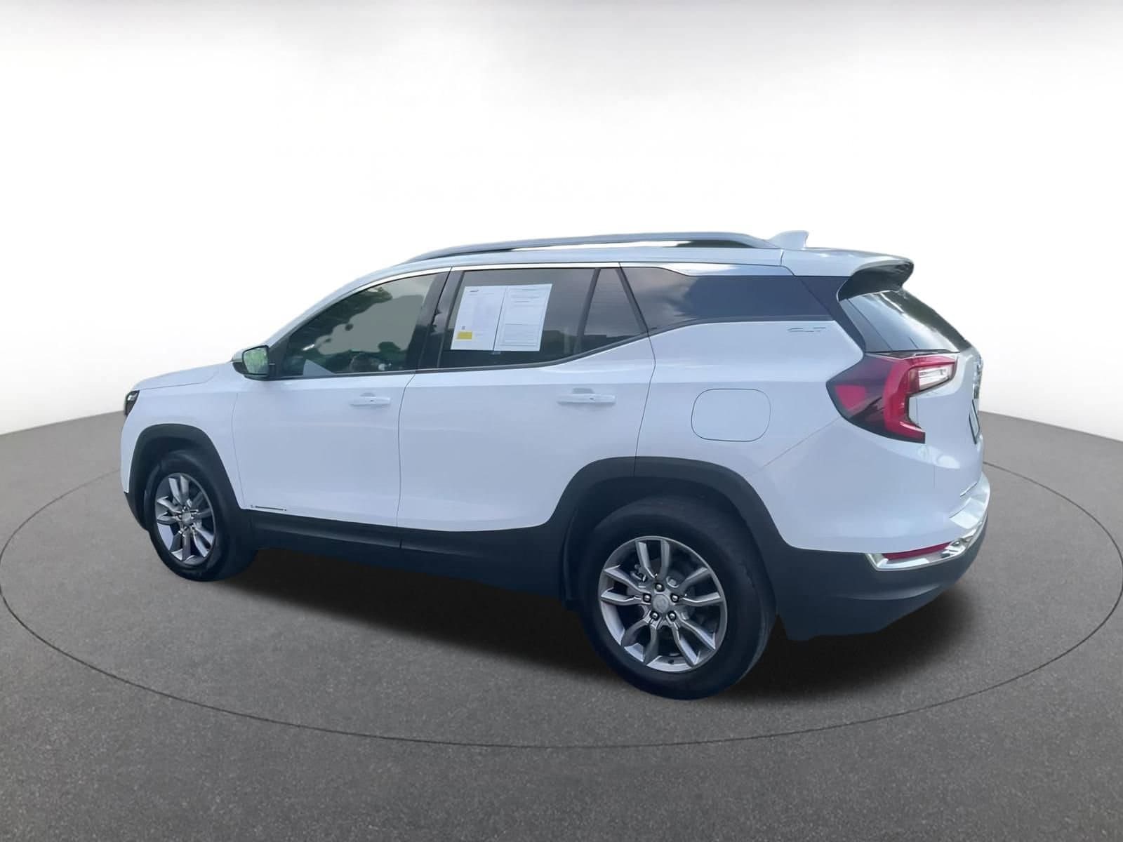 Thumbnail: 2024 GMC Terrain - 10