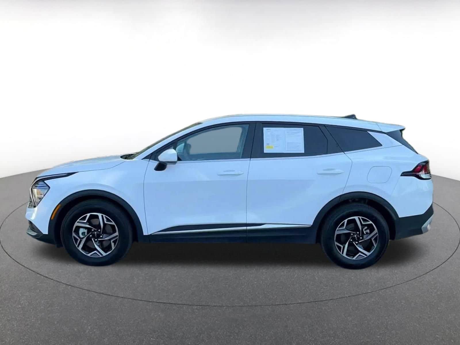 Thumbnail: 2025 Kia Sportage - 9