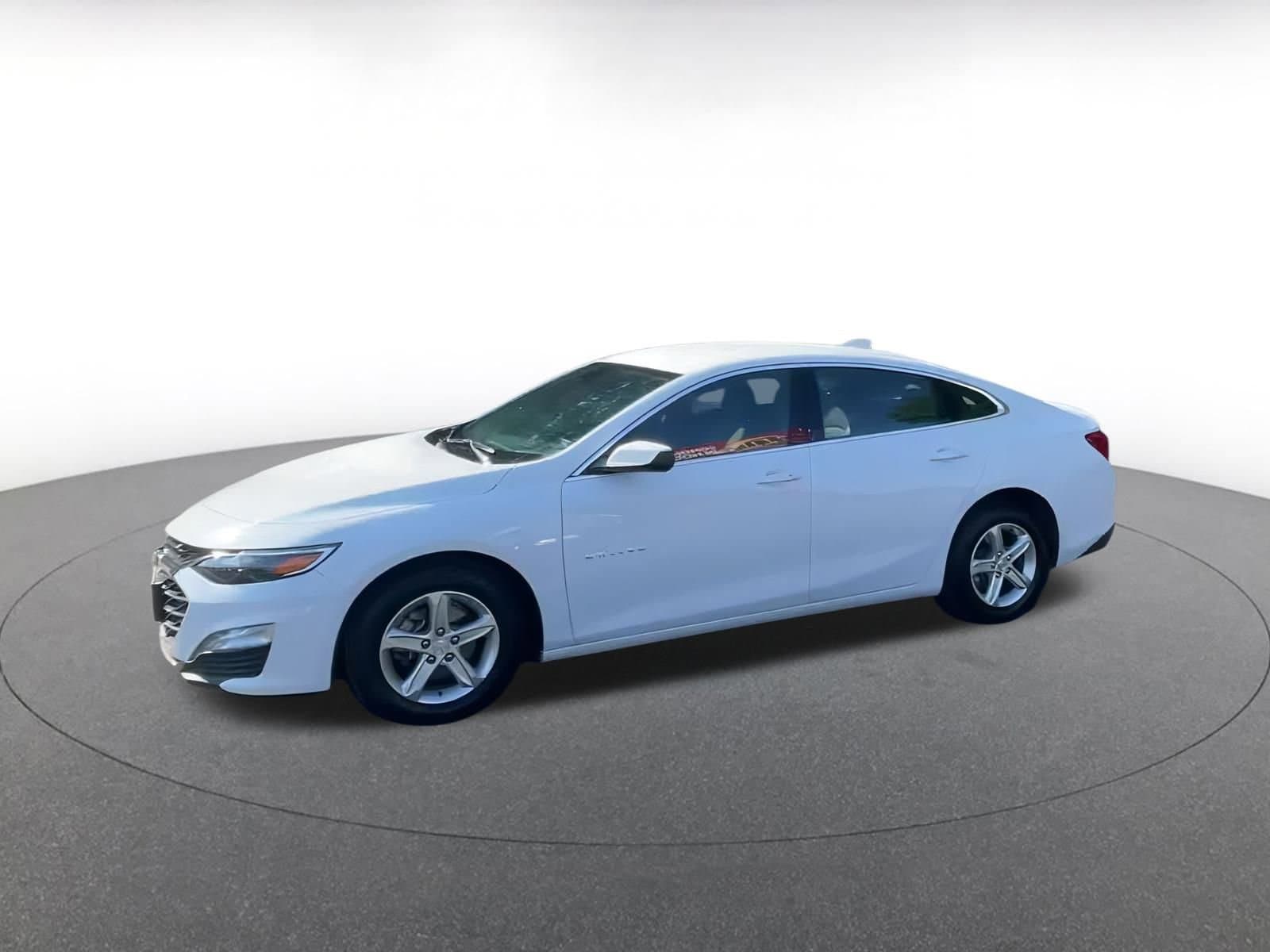 Thumbnail: 2024 Chevrolet Malibu - 8