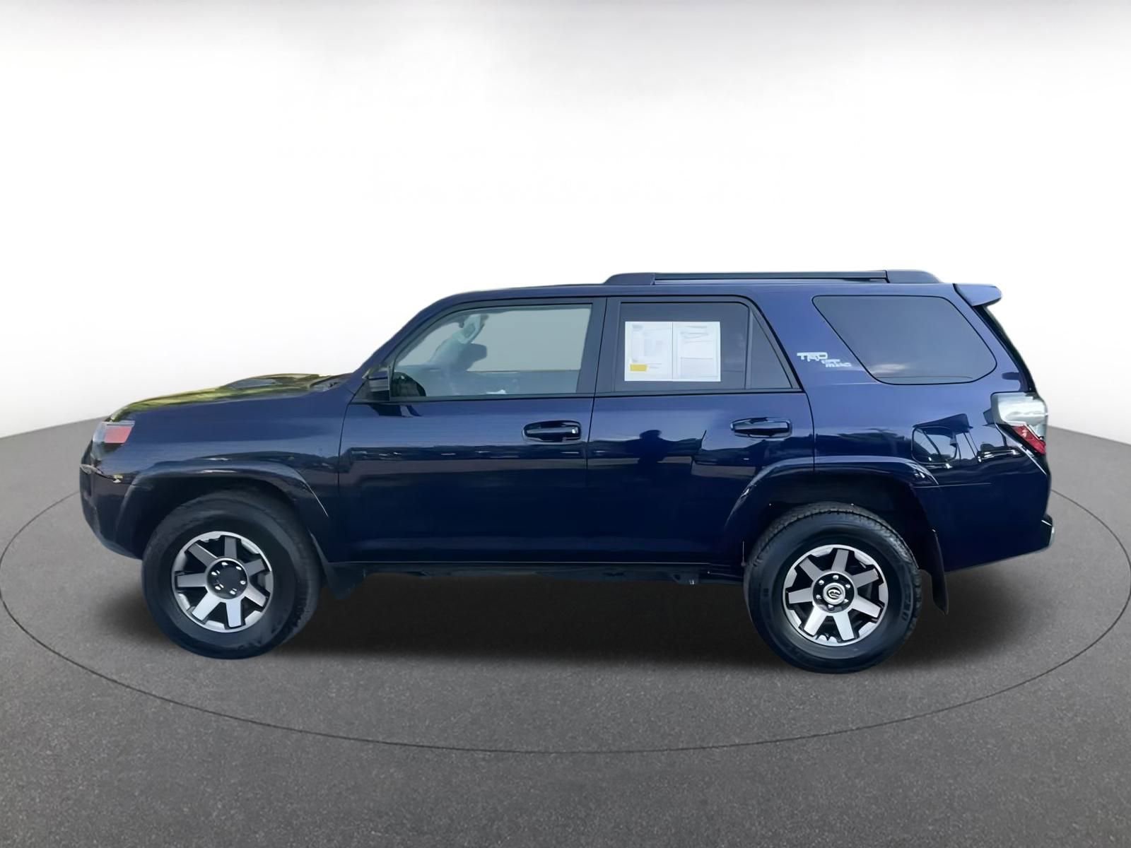 Thumbnail: 2024 Toyota 4Runner - 8